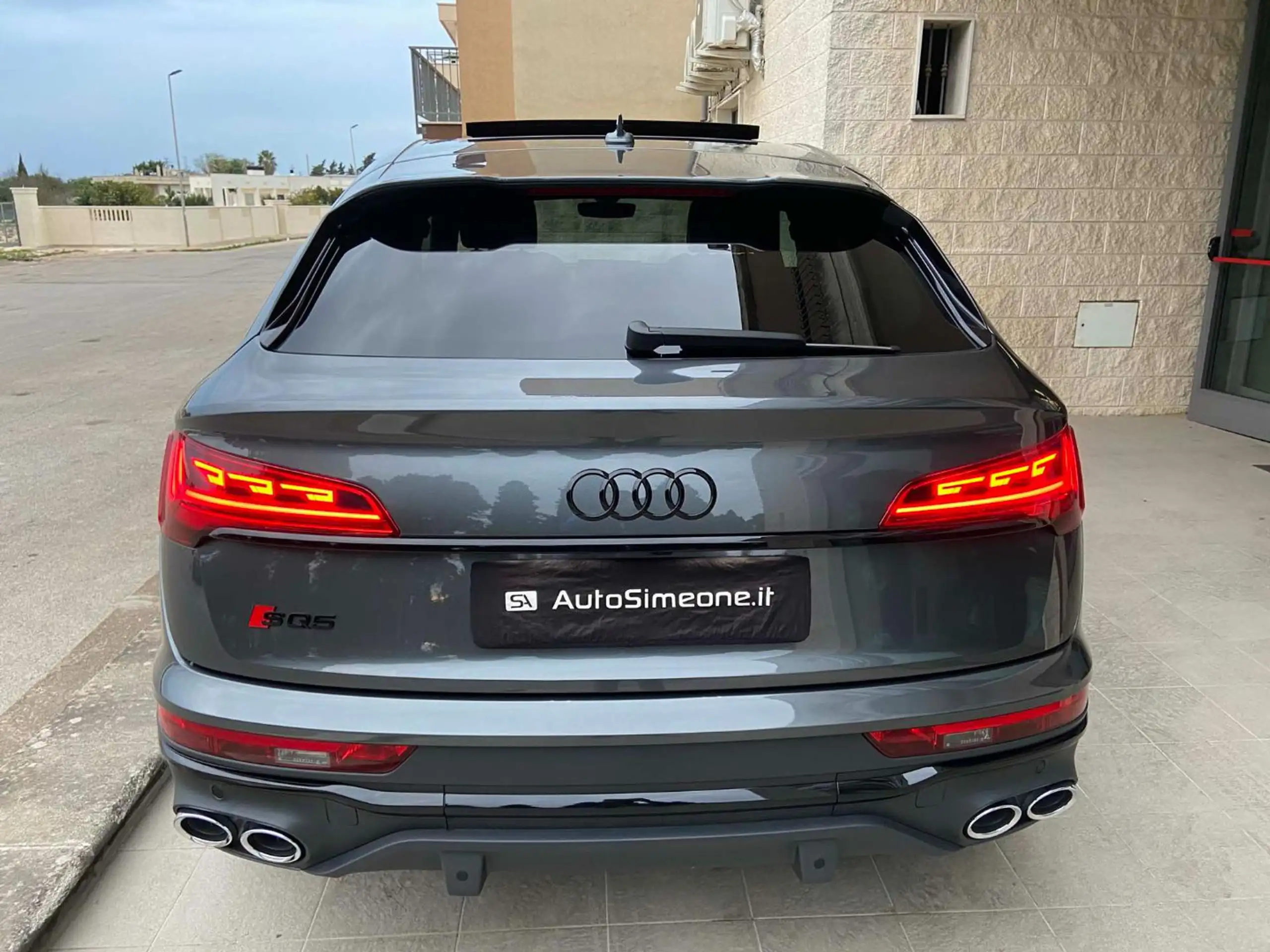 Audi - SQ5