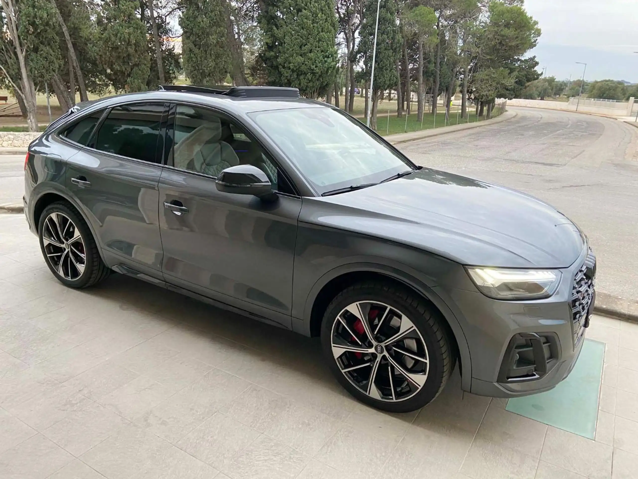 Audi - SQ5