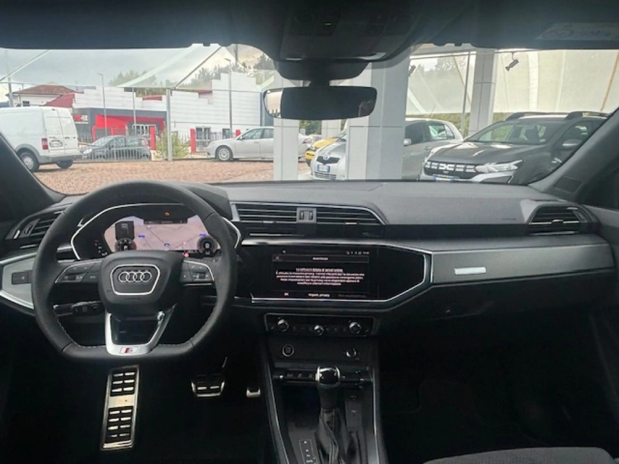 Audi - Q3