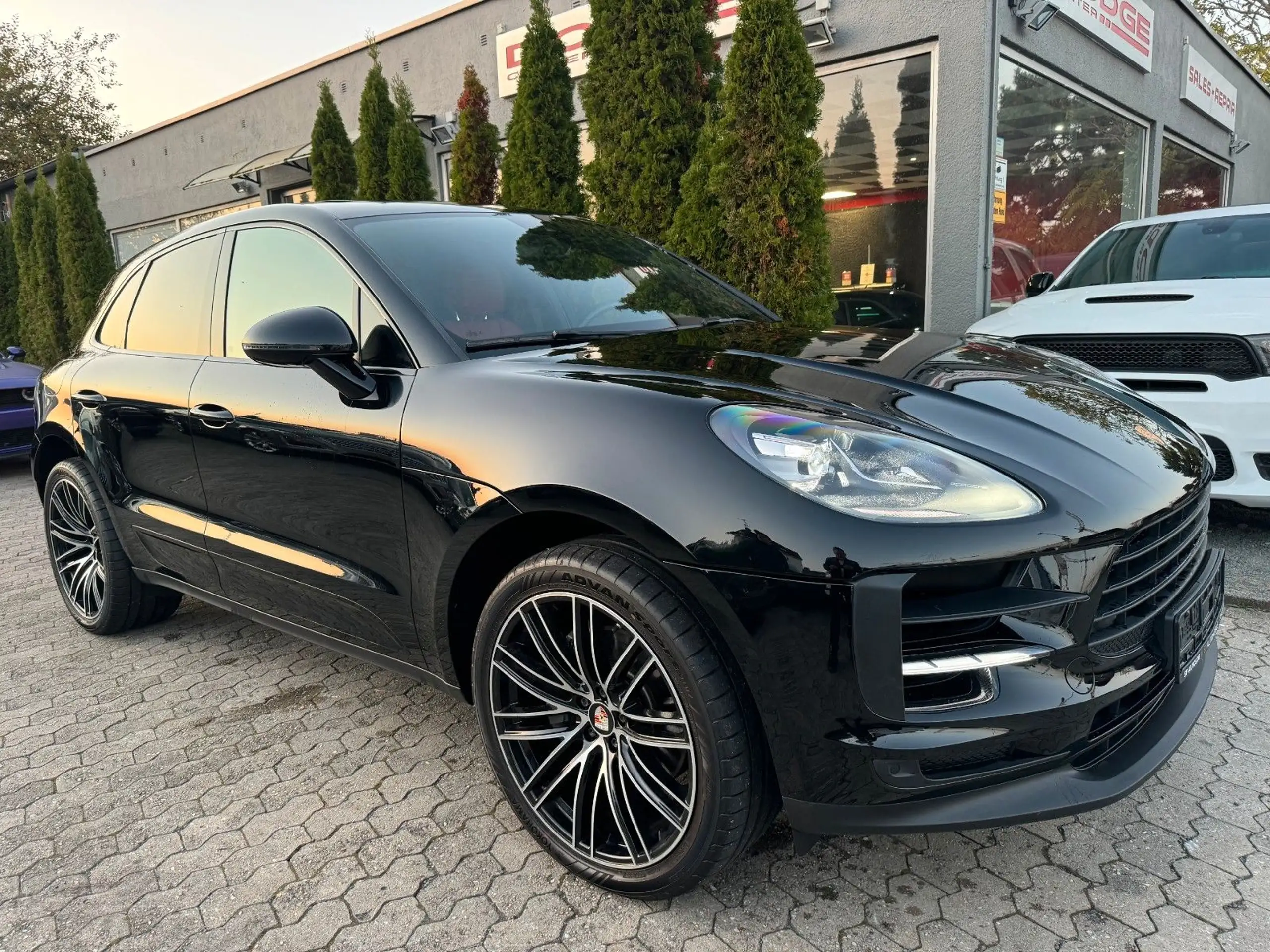 Porsche - Macan