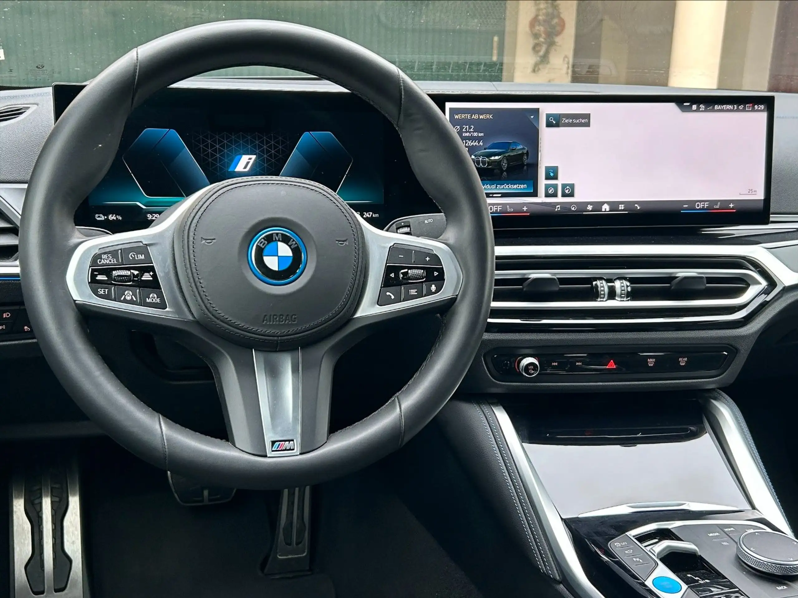 BMW - i4