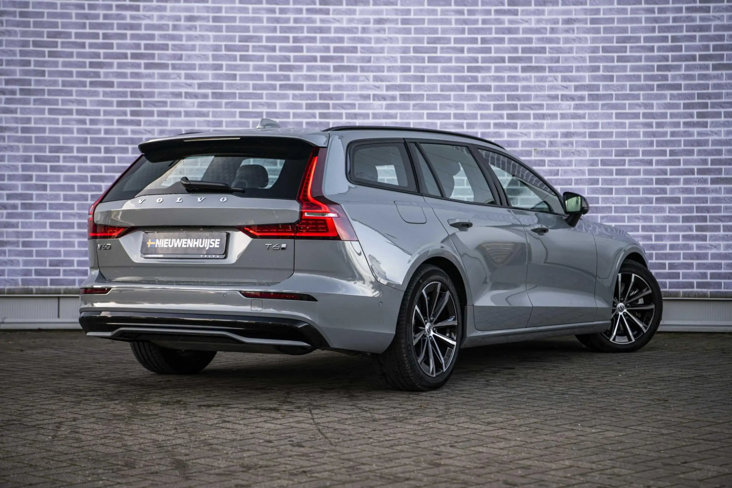 Volvo - V60