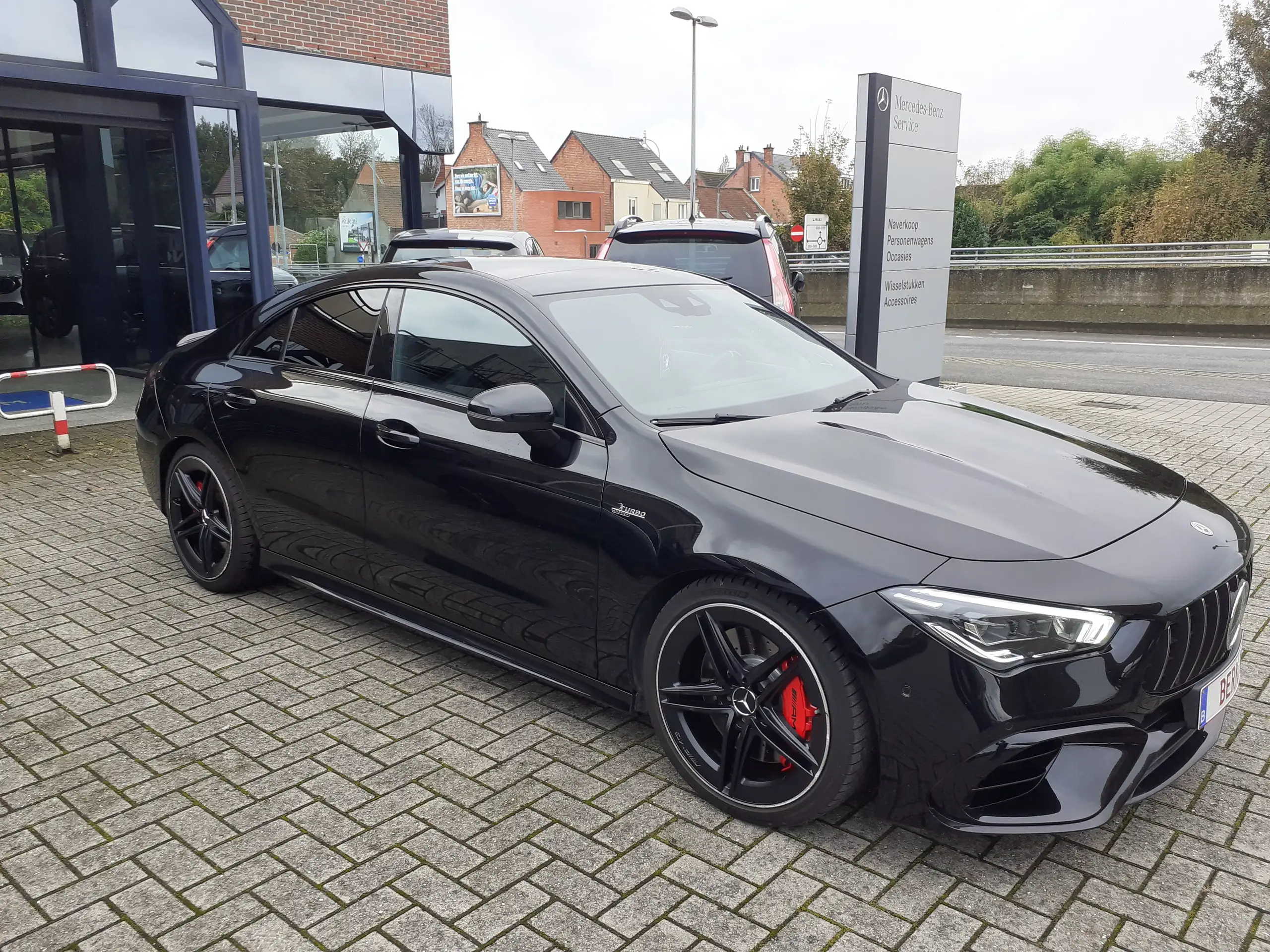 Mercedes-Benz - CLA 45 AMG