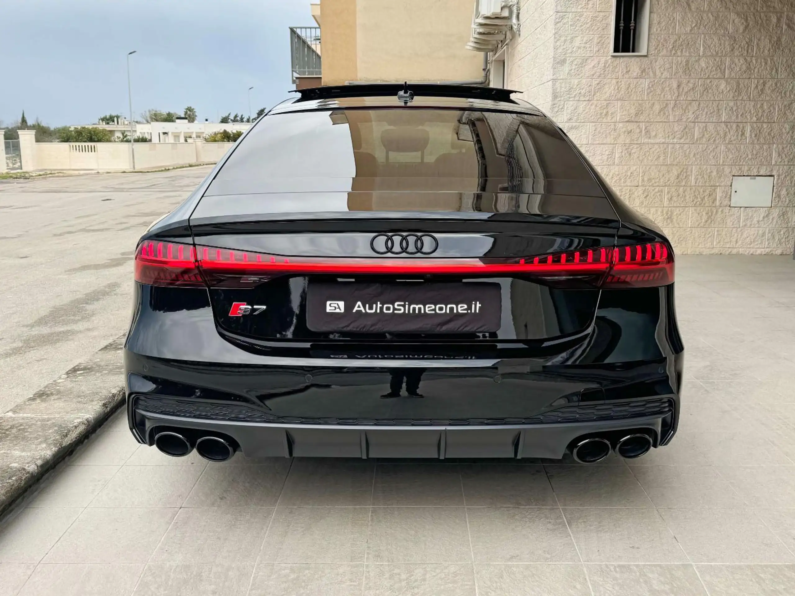 Audi - S7