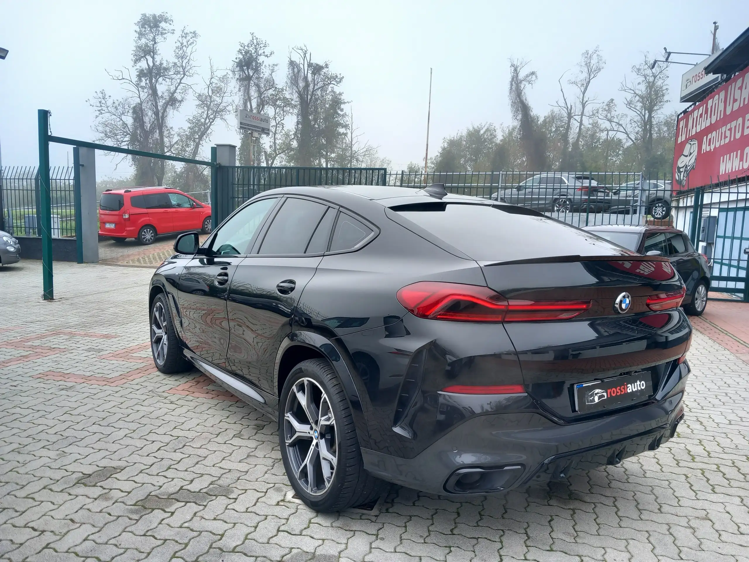 BMW - X6