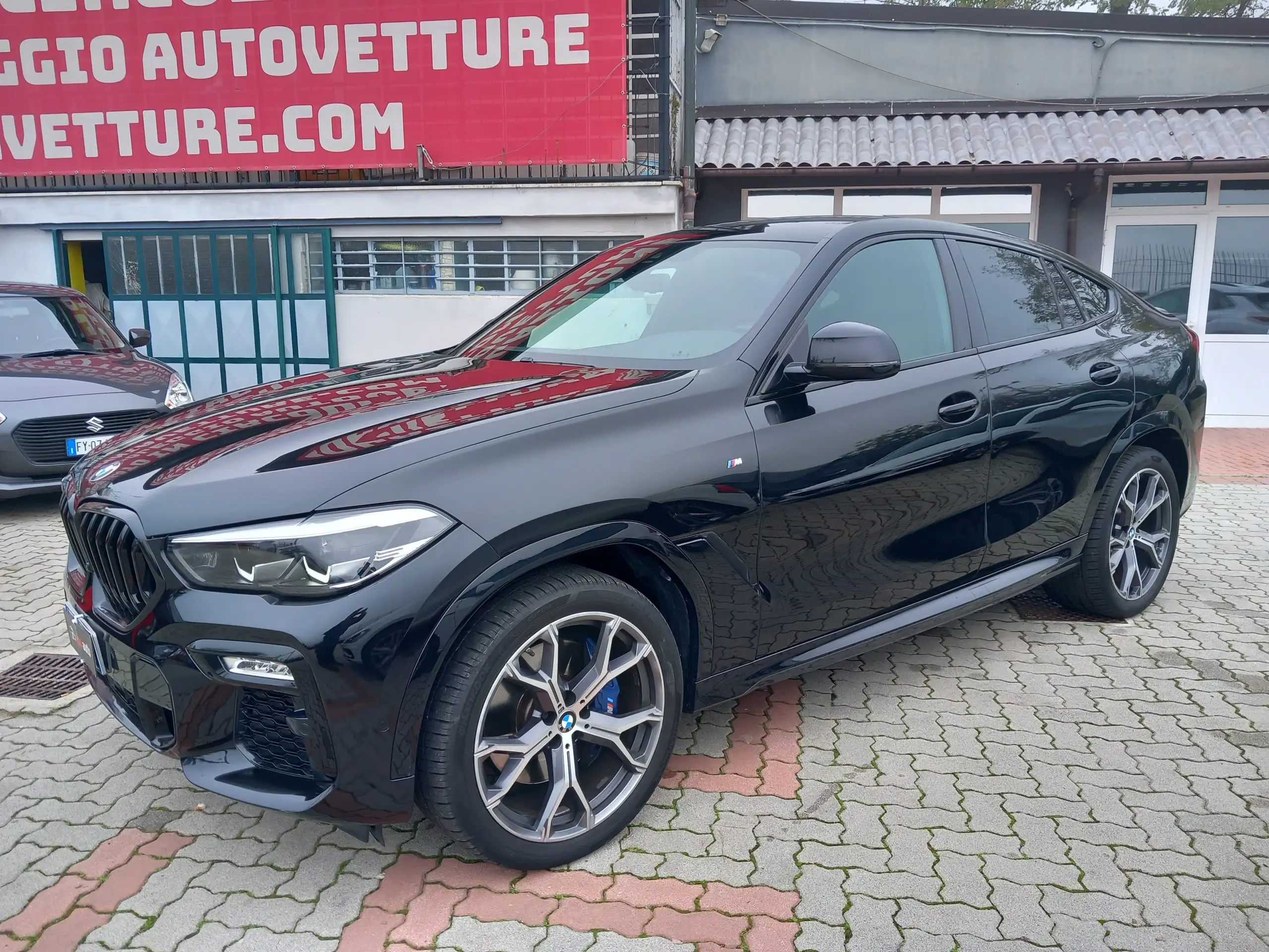 BMW - X6