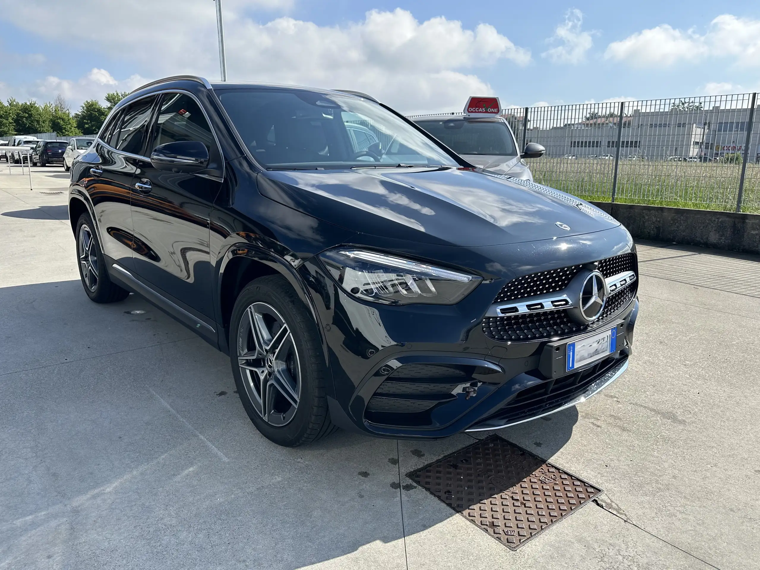 Mercedes-Benz - GLA 250