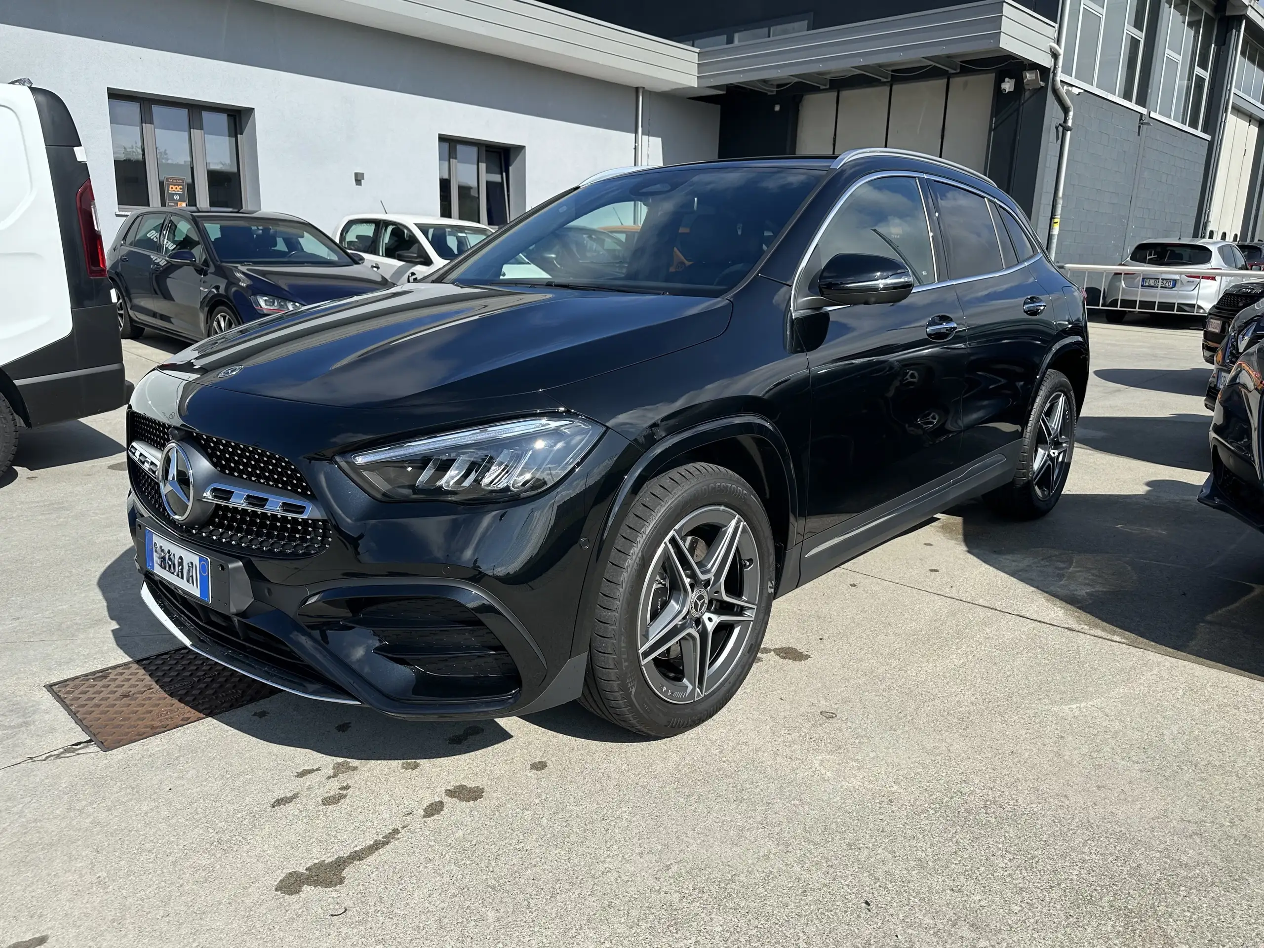 Mercedes-Benz - GLA 250