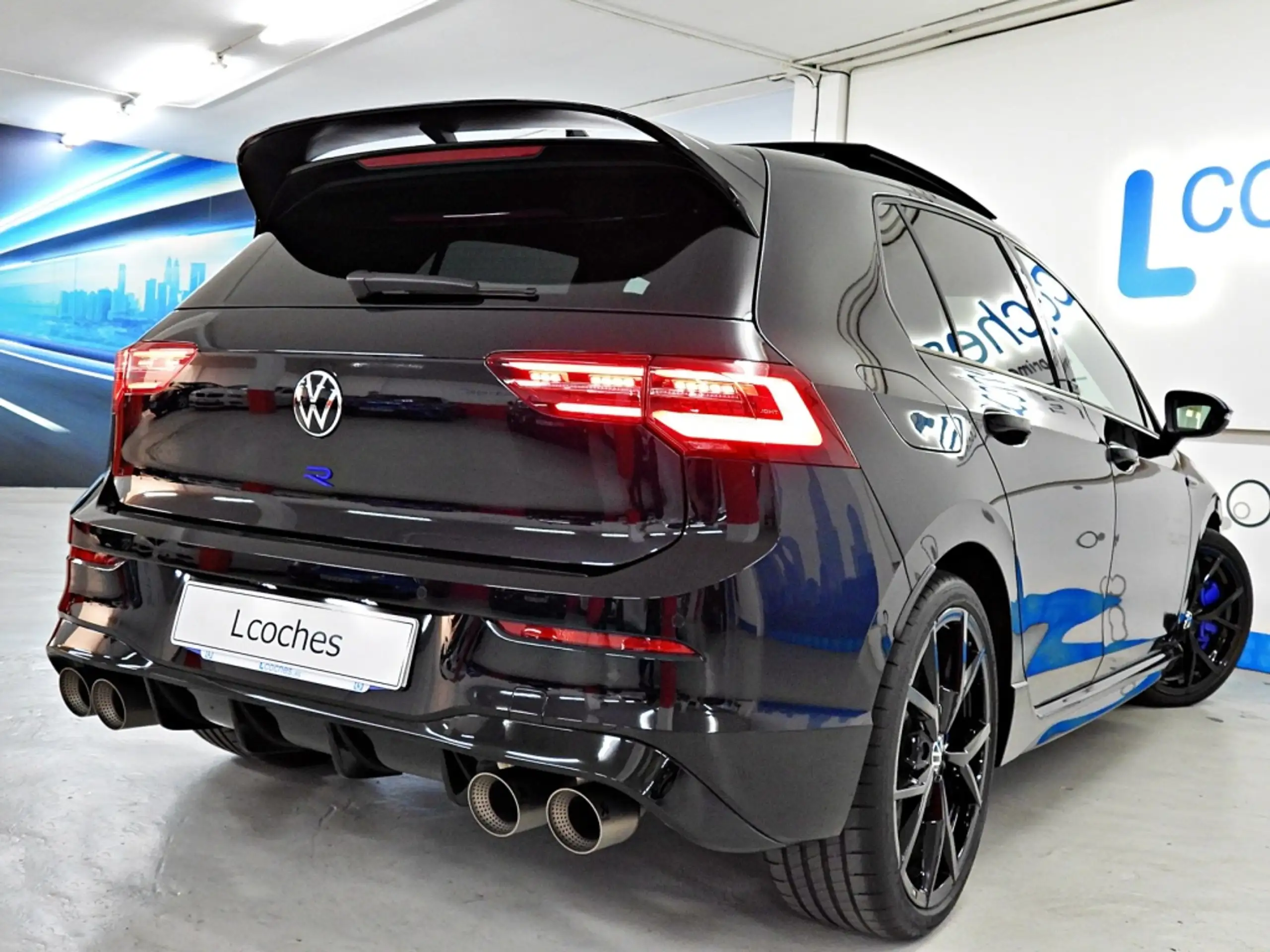 Volkswagen - Golf