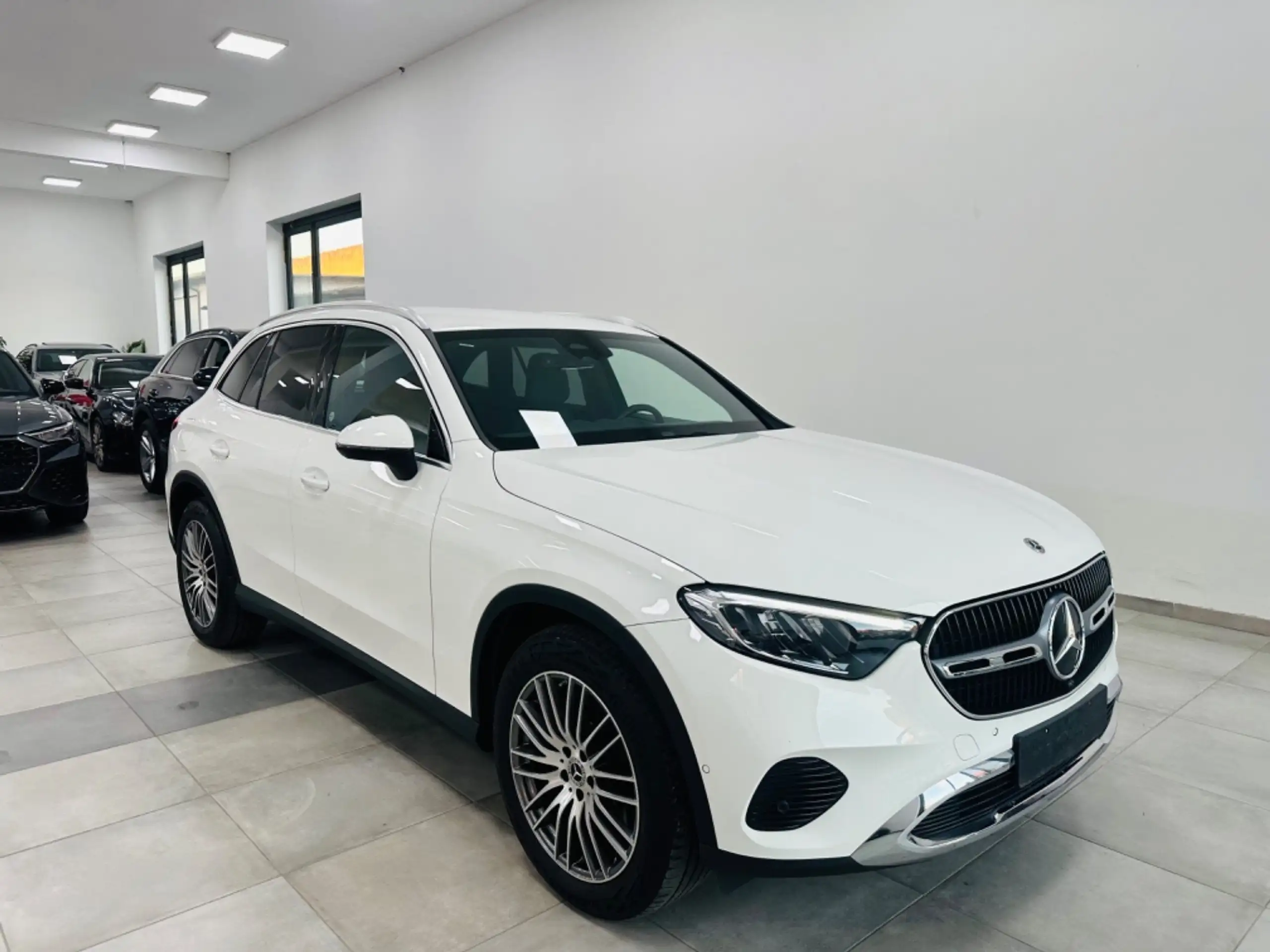 Mercedes-Benz - GLC 220