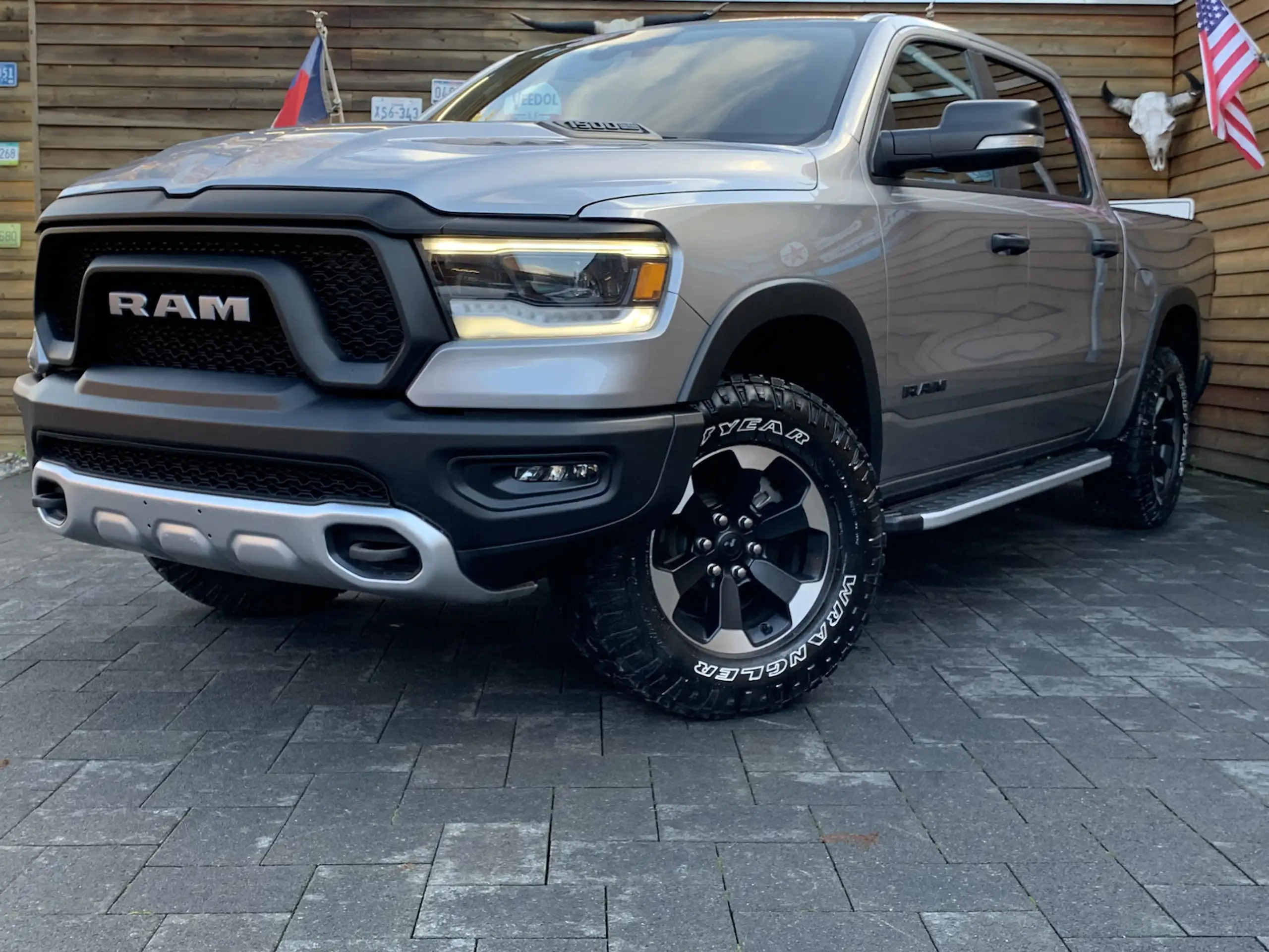 Dodge - RAM