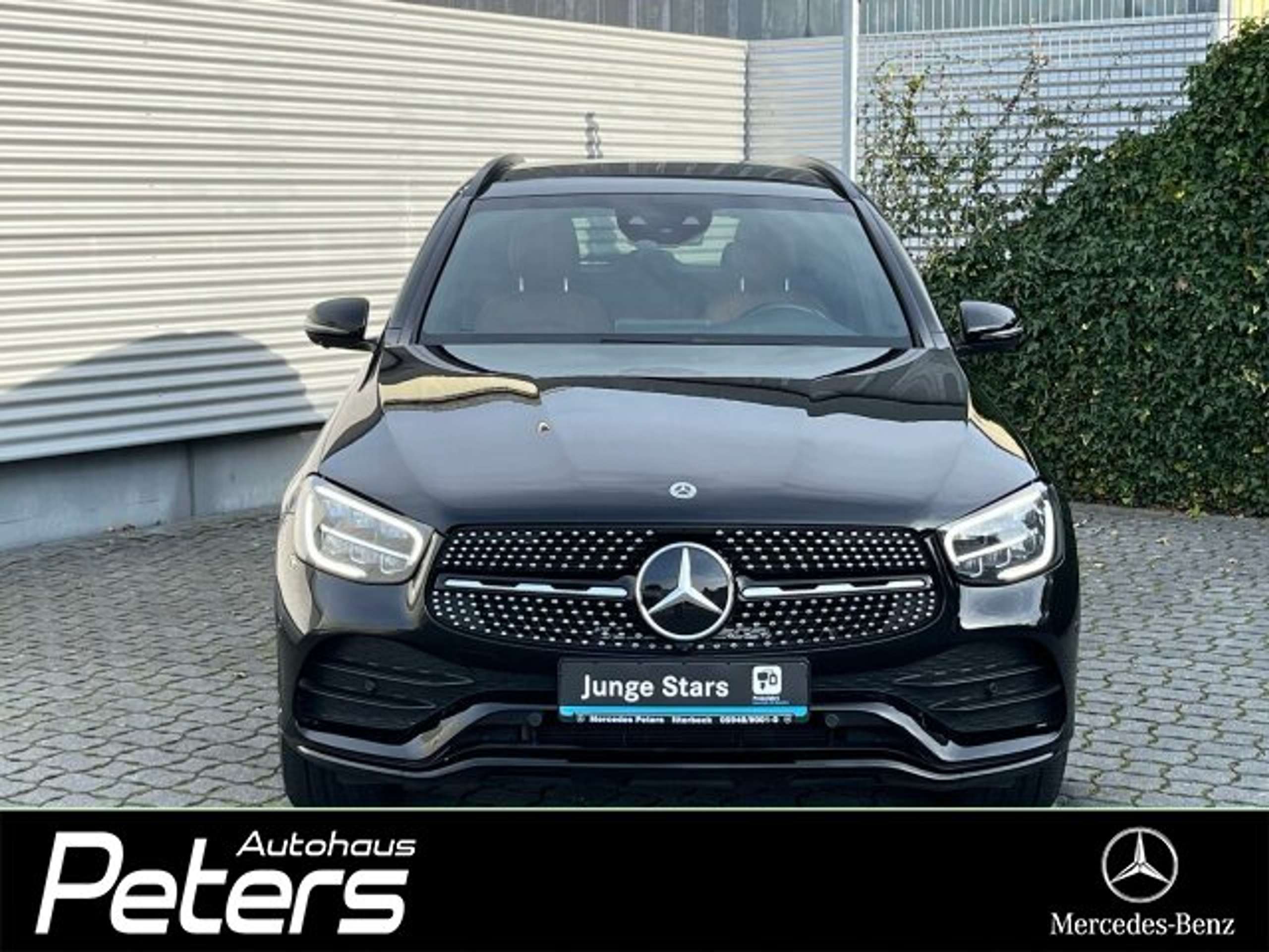 Mercedes-Benz - GLC 300