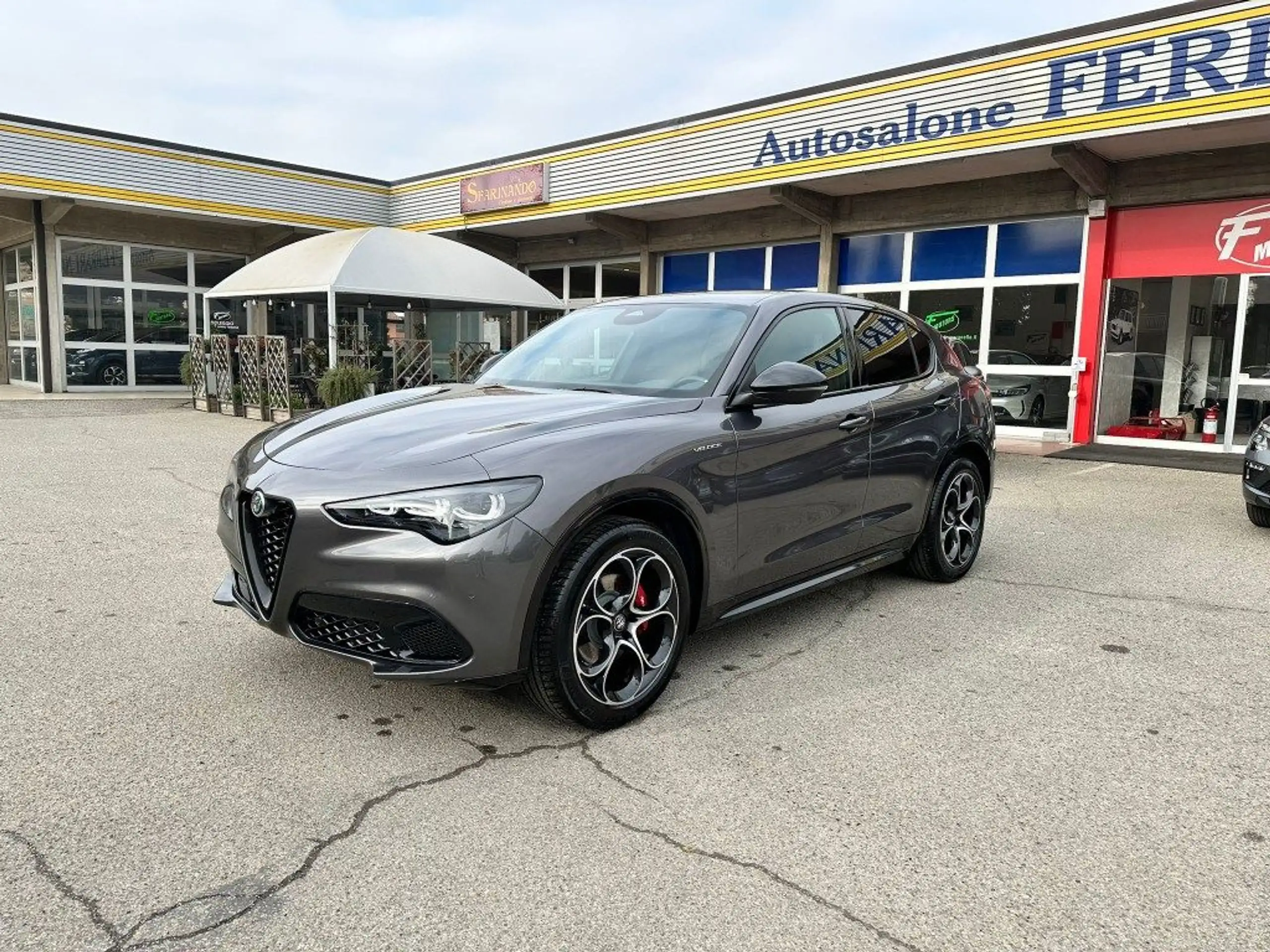 Alfa Romeo Stelvio 2024