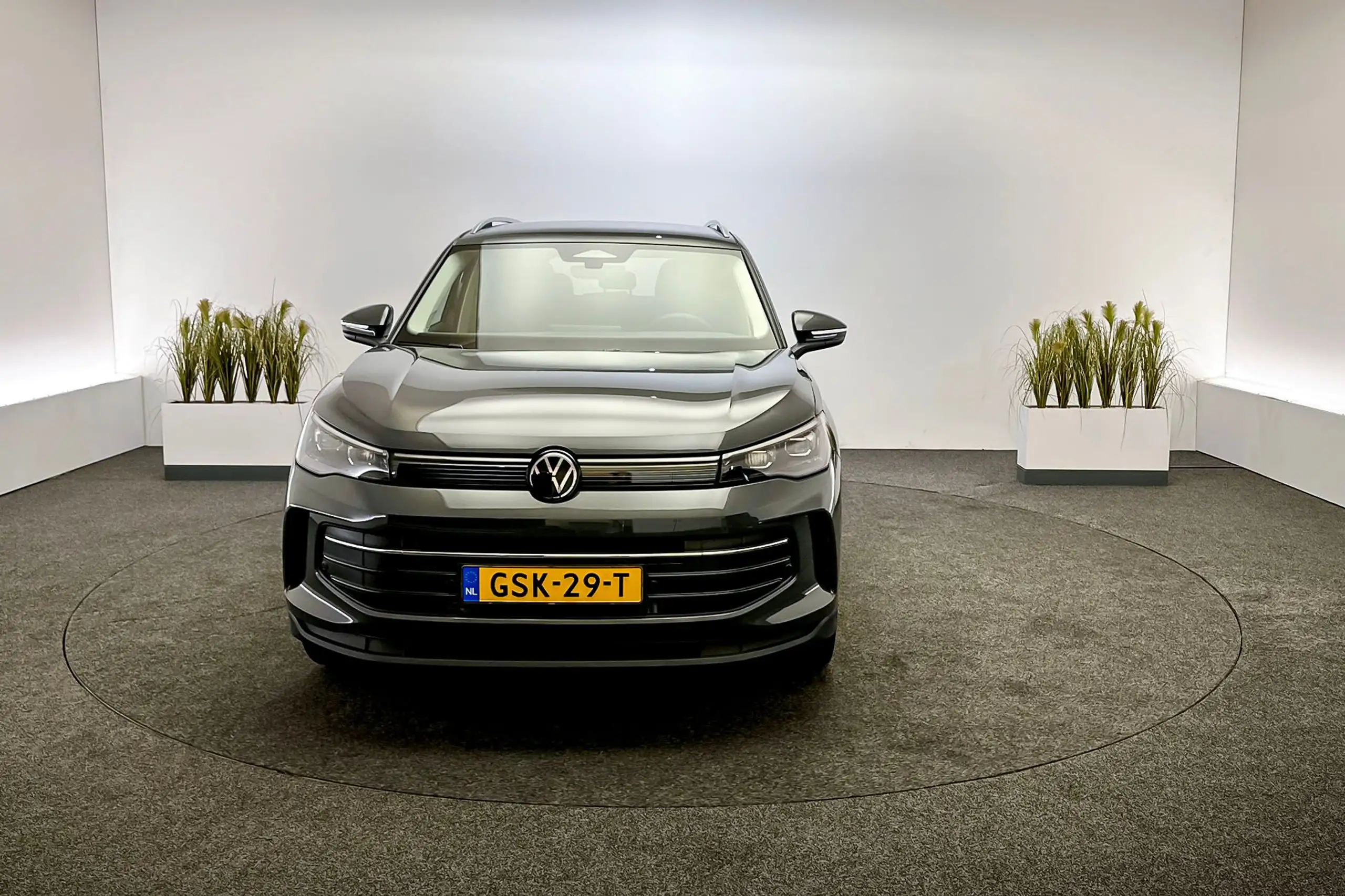 Volkswagen - Tiguan