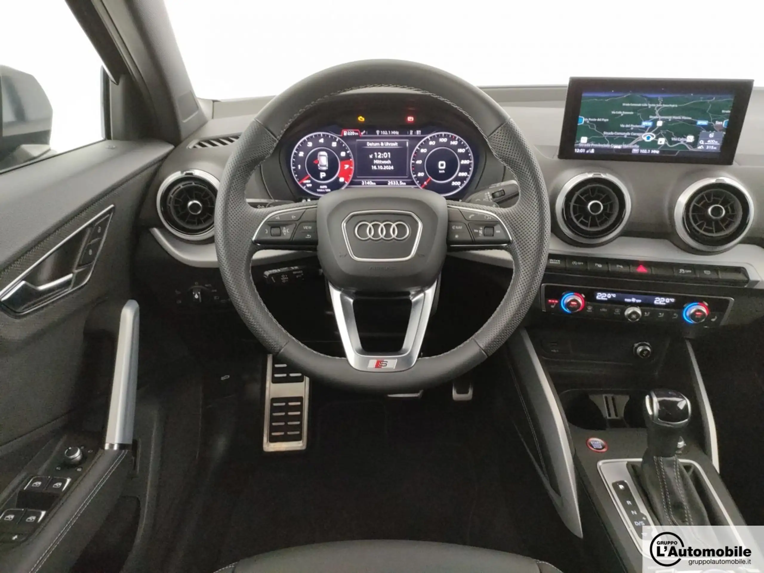 Audi - SQ2