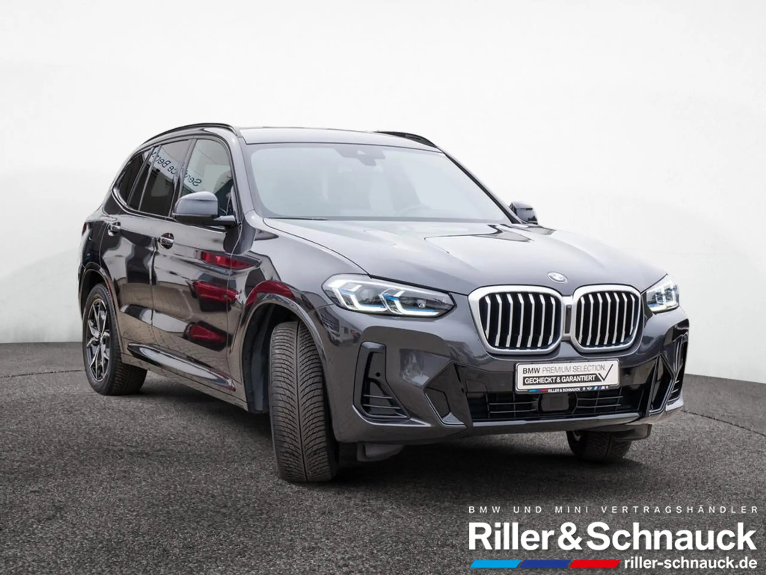 BMW - X3