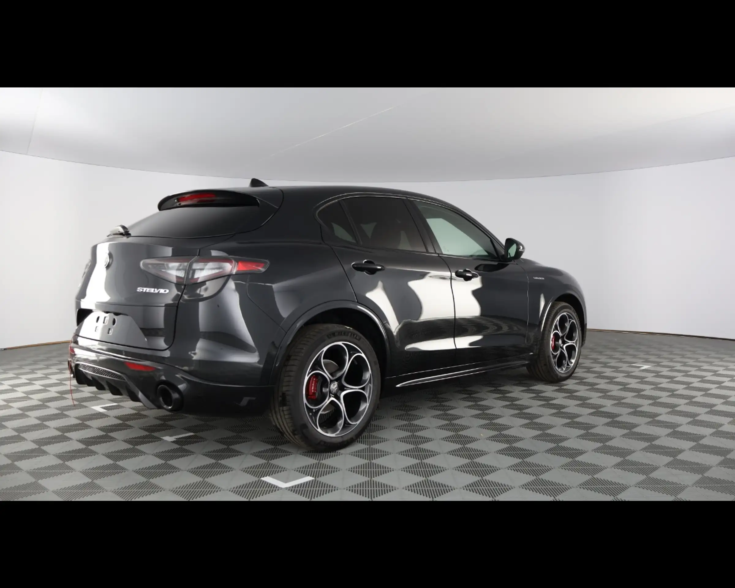 Alfa Romeo - Stelvio