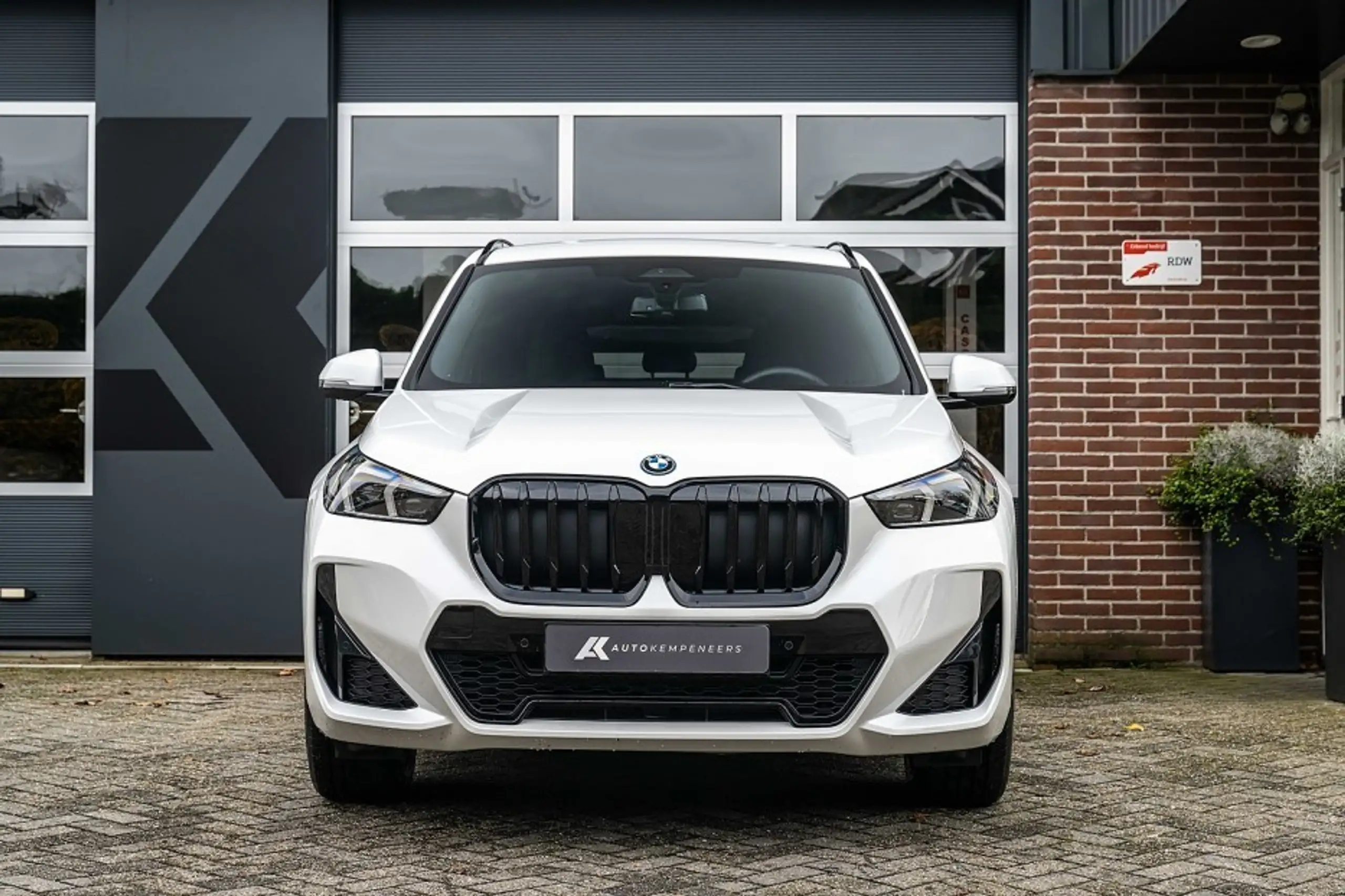 BMW - X1