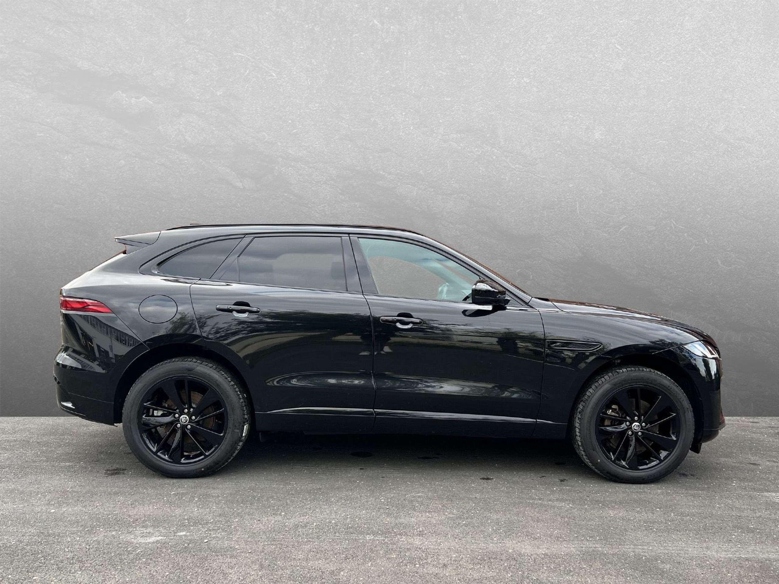 Jaguar - F-Pace