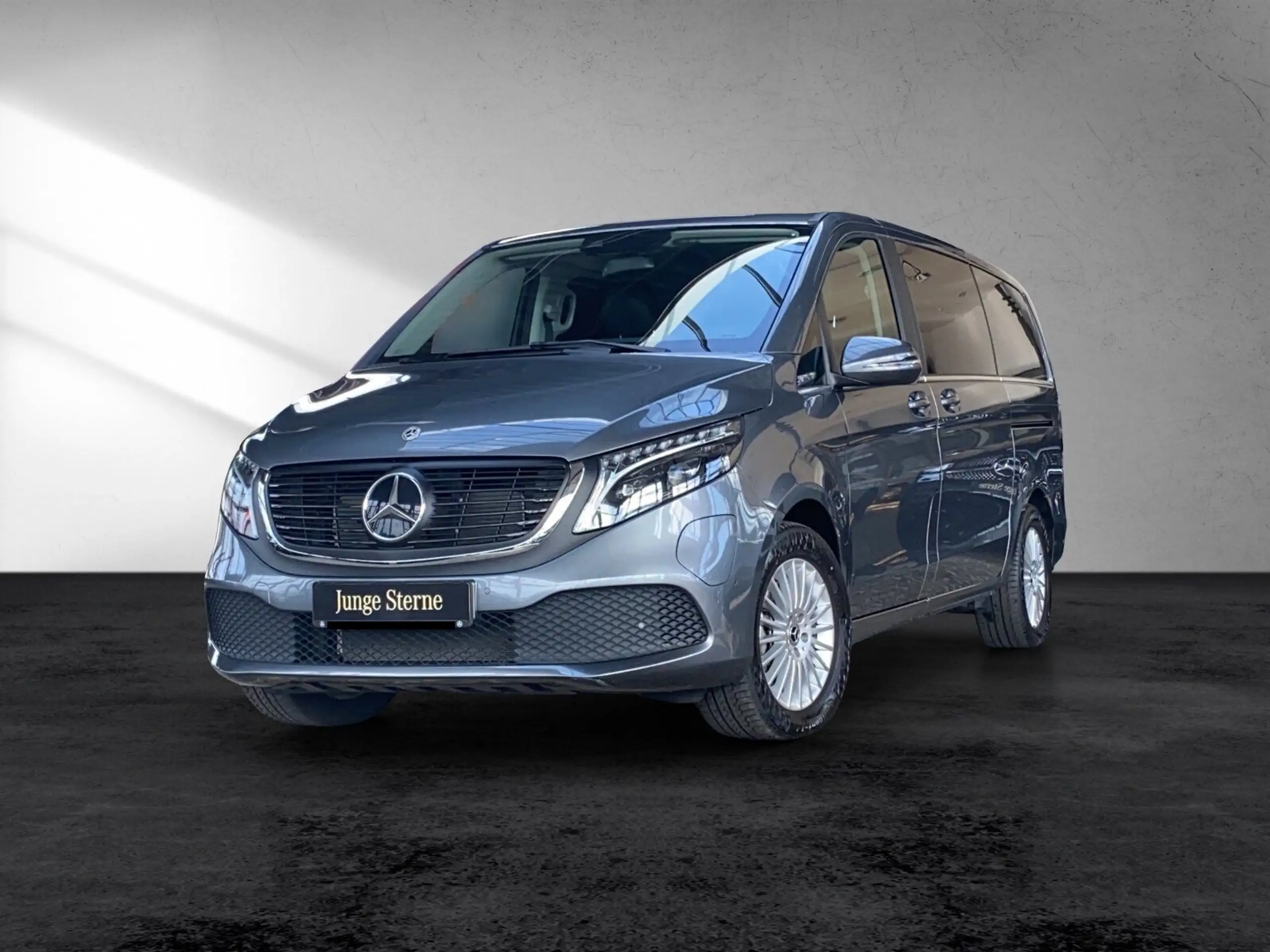 Mercedes-Benz EQV 300 2023