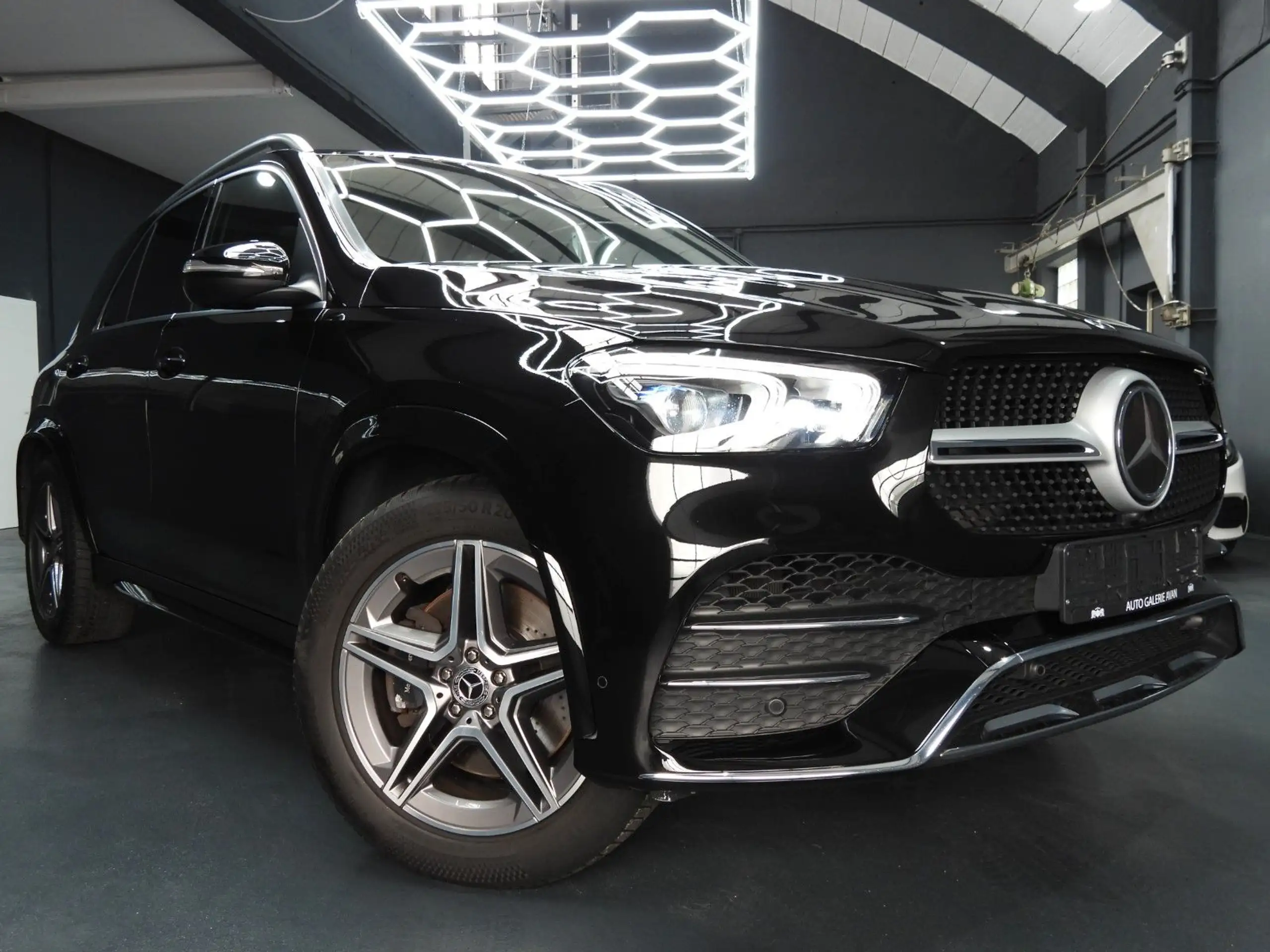 Mercedes-Benz - GLE 350