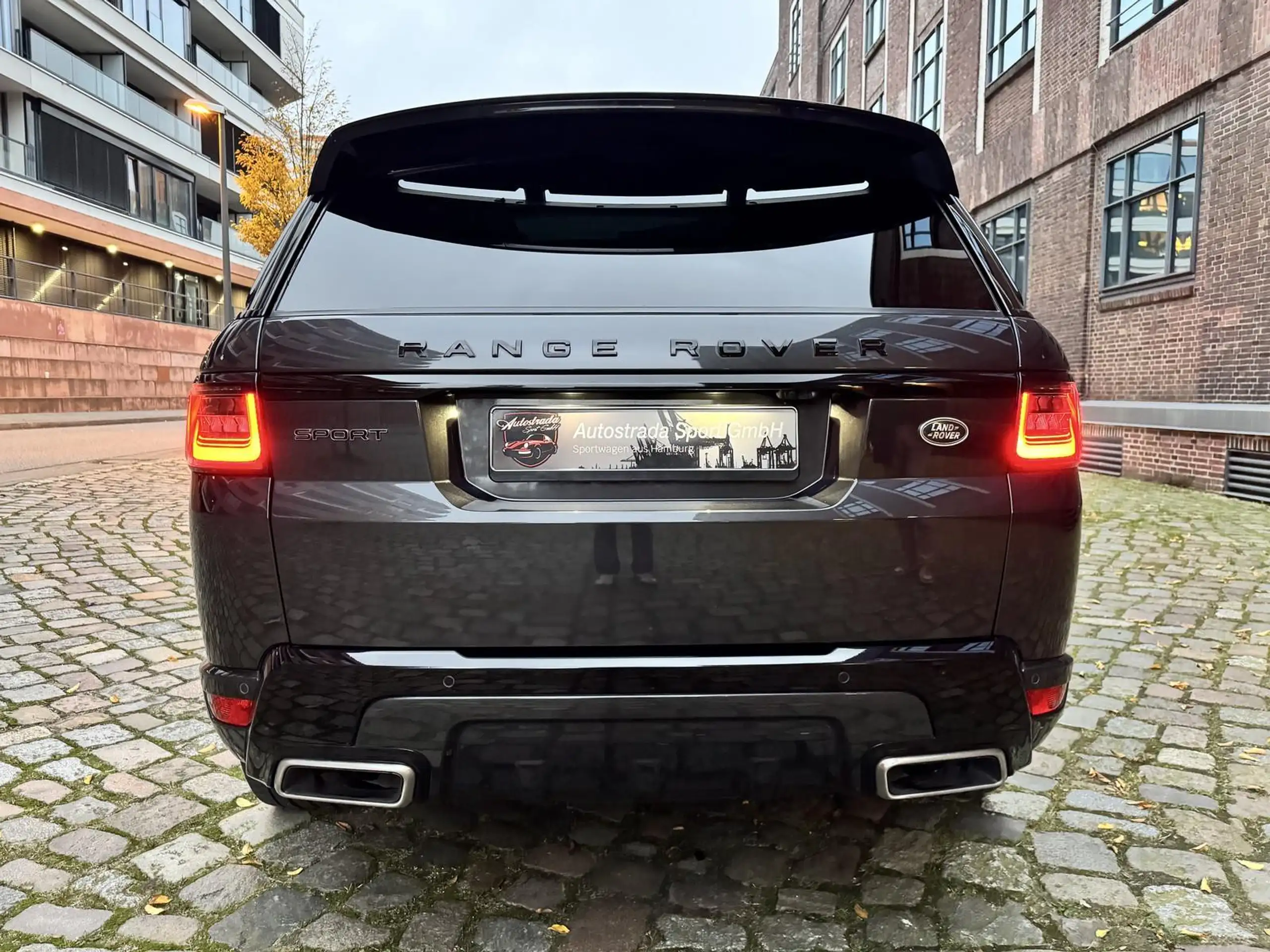 Land Rover - Range Rover Sport