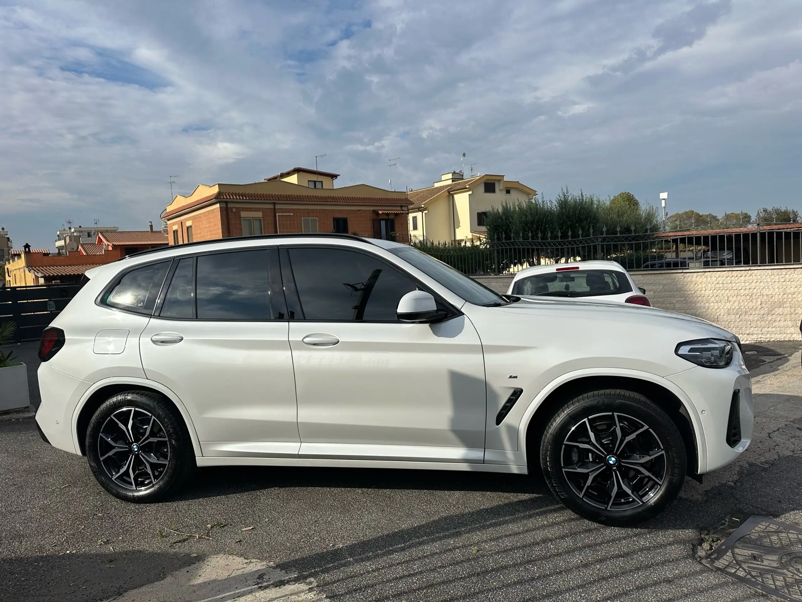 BMW - X3