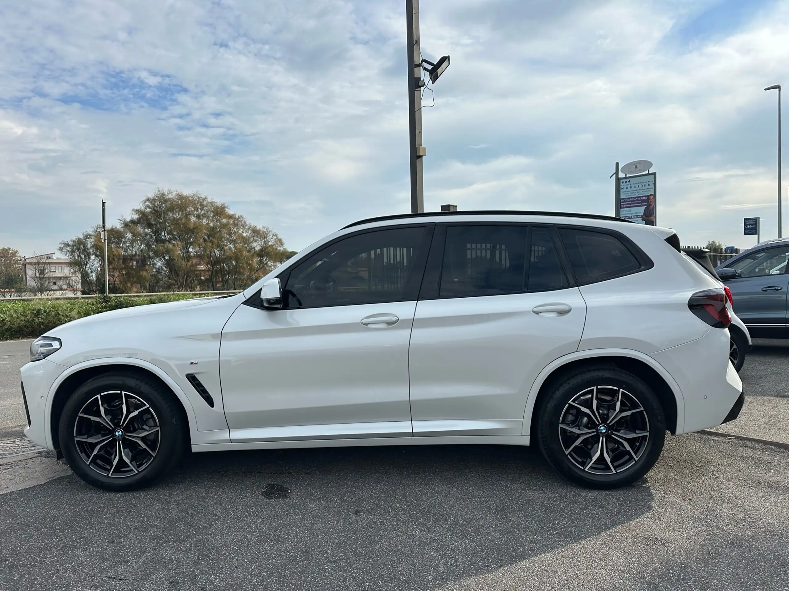 BMW - X3