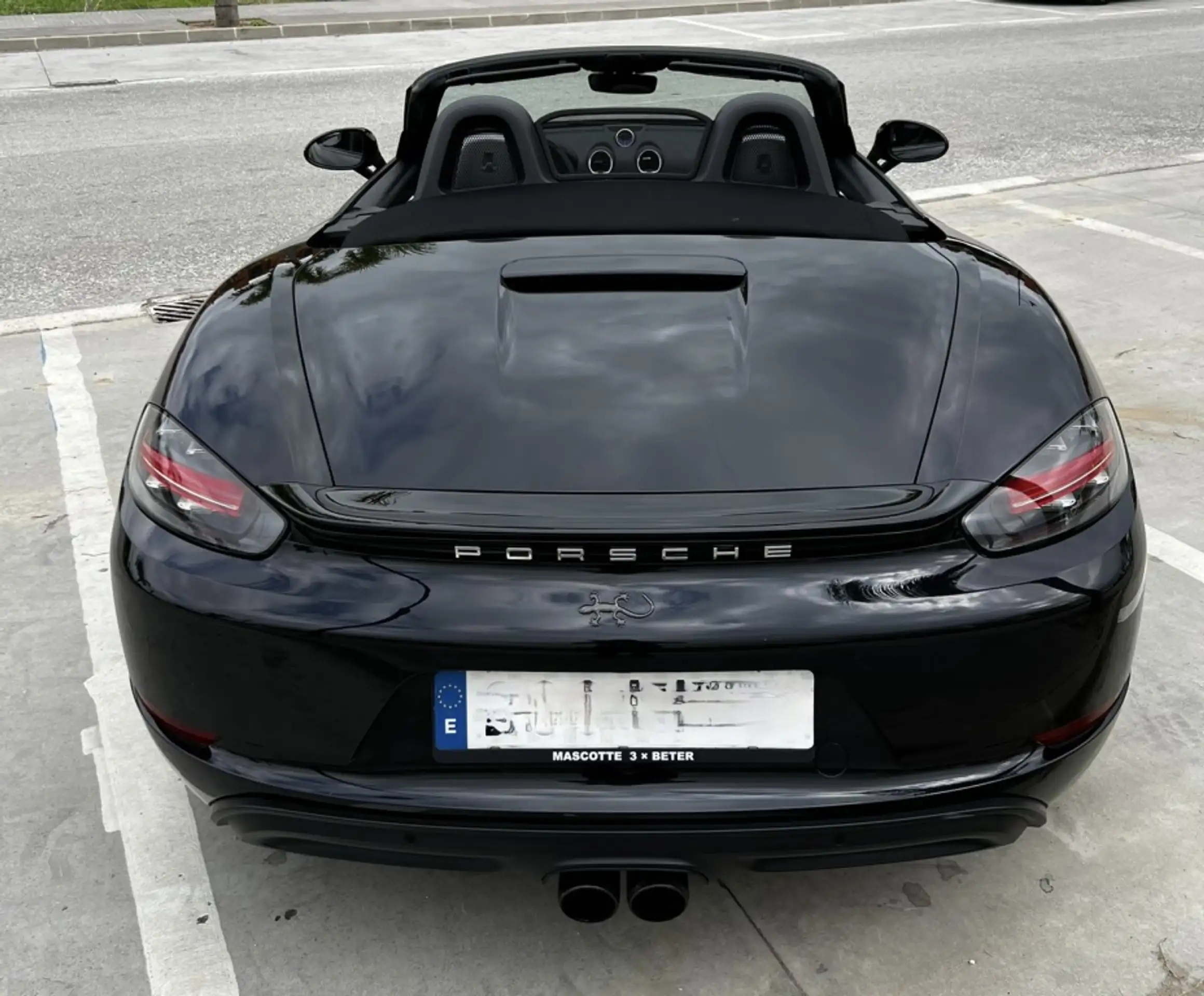 Porsche - Boxster