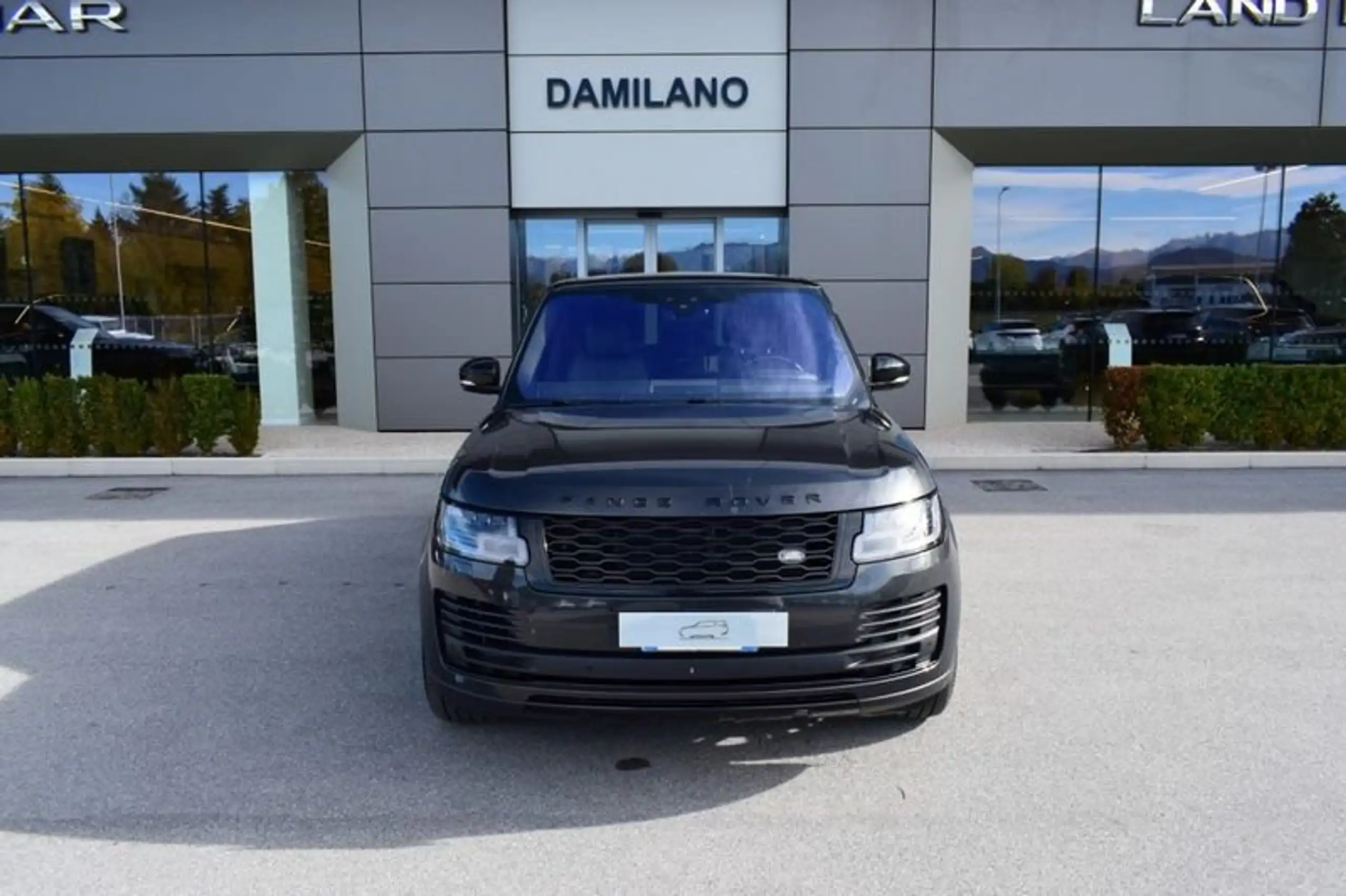 Land Rover - Range Rover