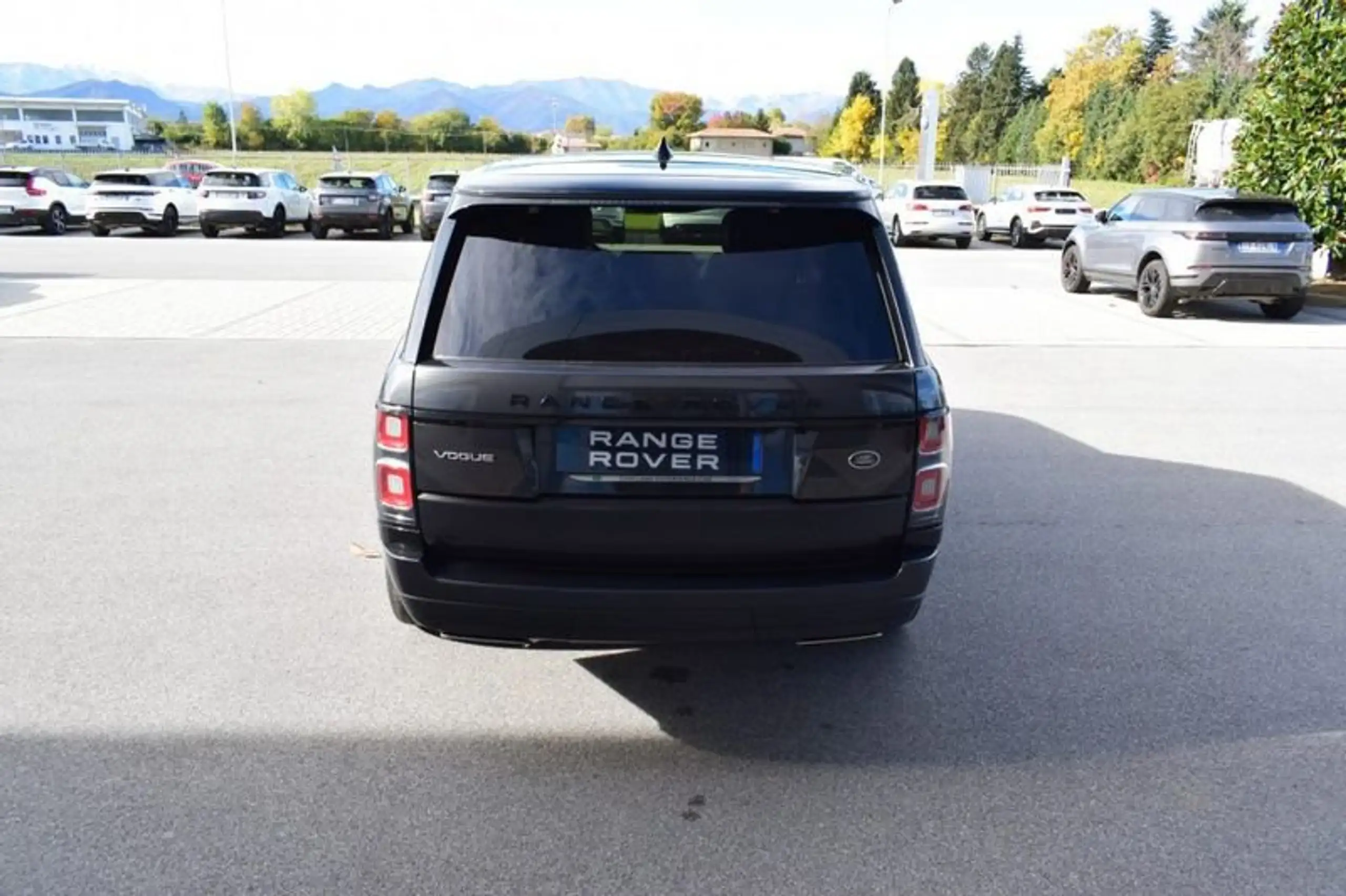 Land Rover - Range Rover