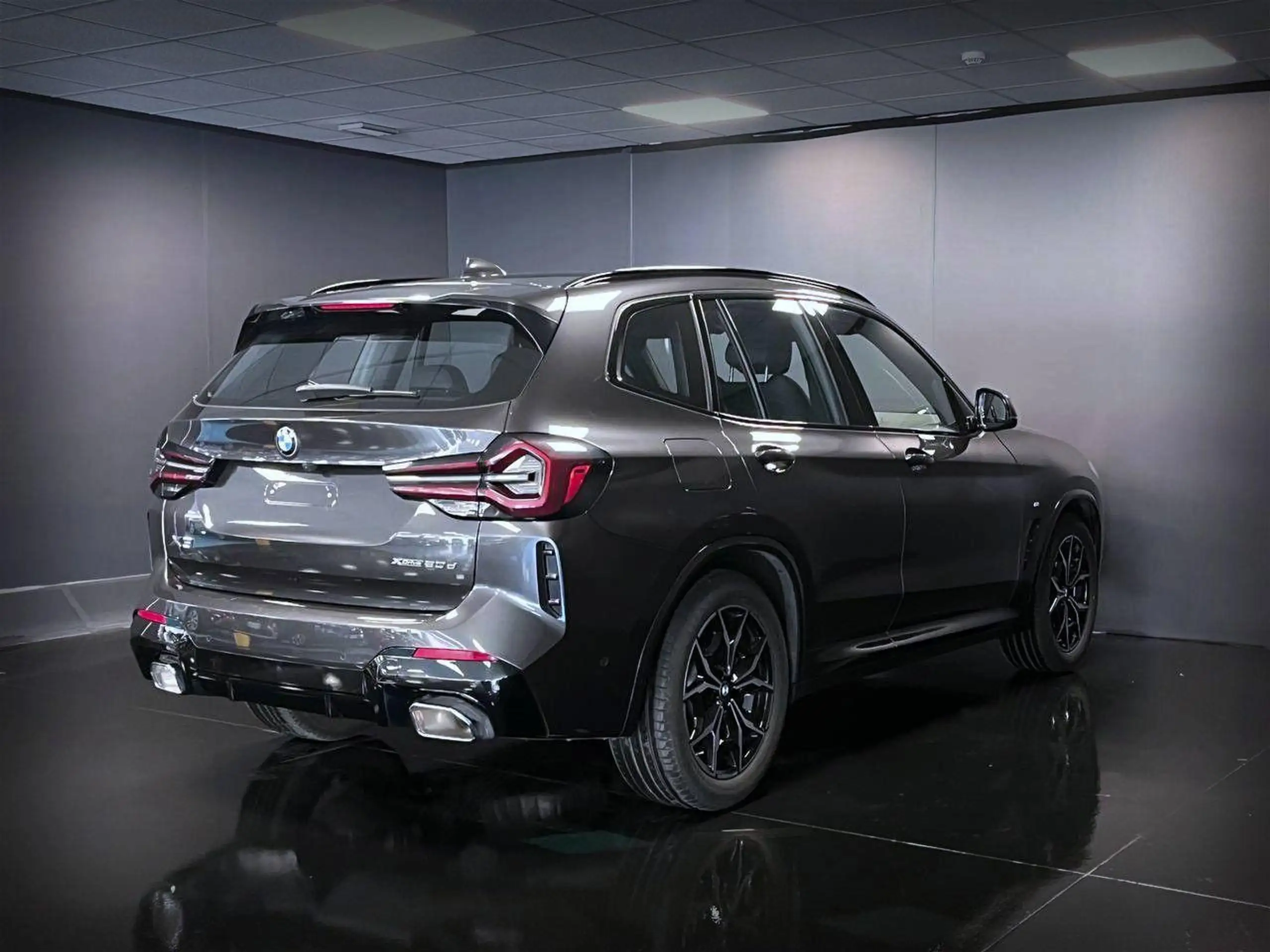 BMW - X3