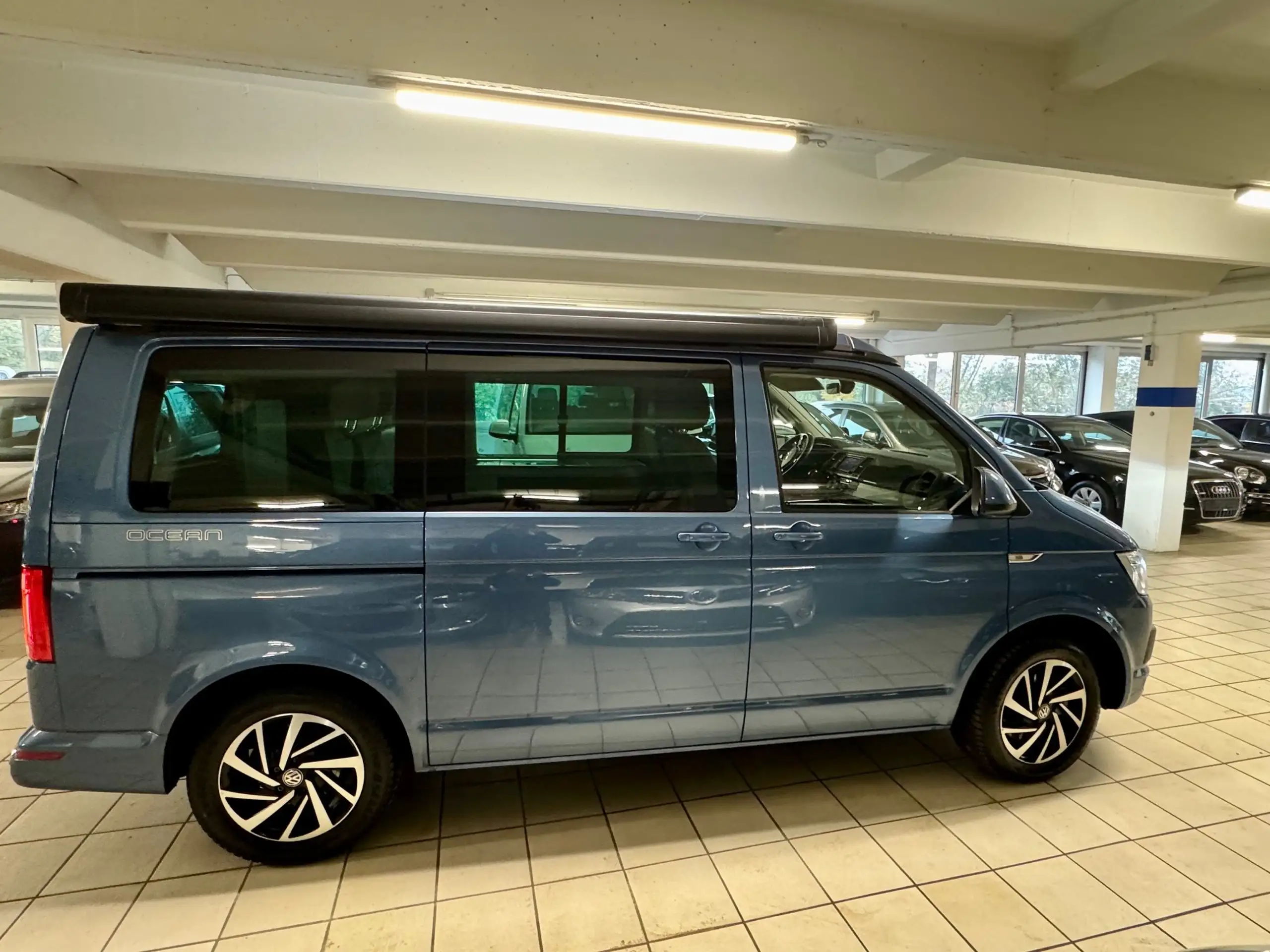 Volkswagen - T6 California