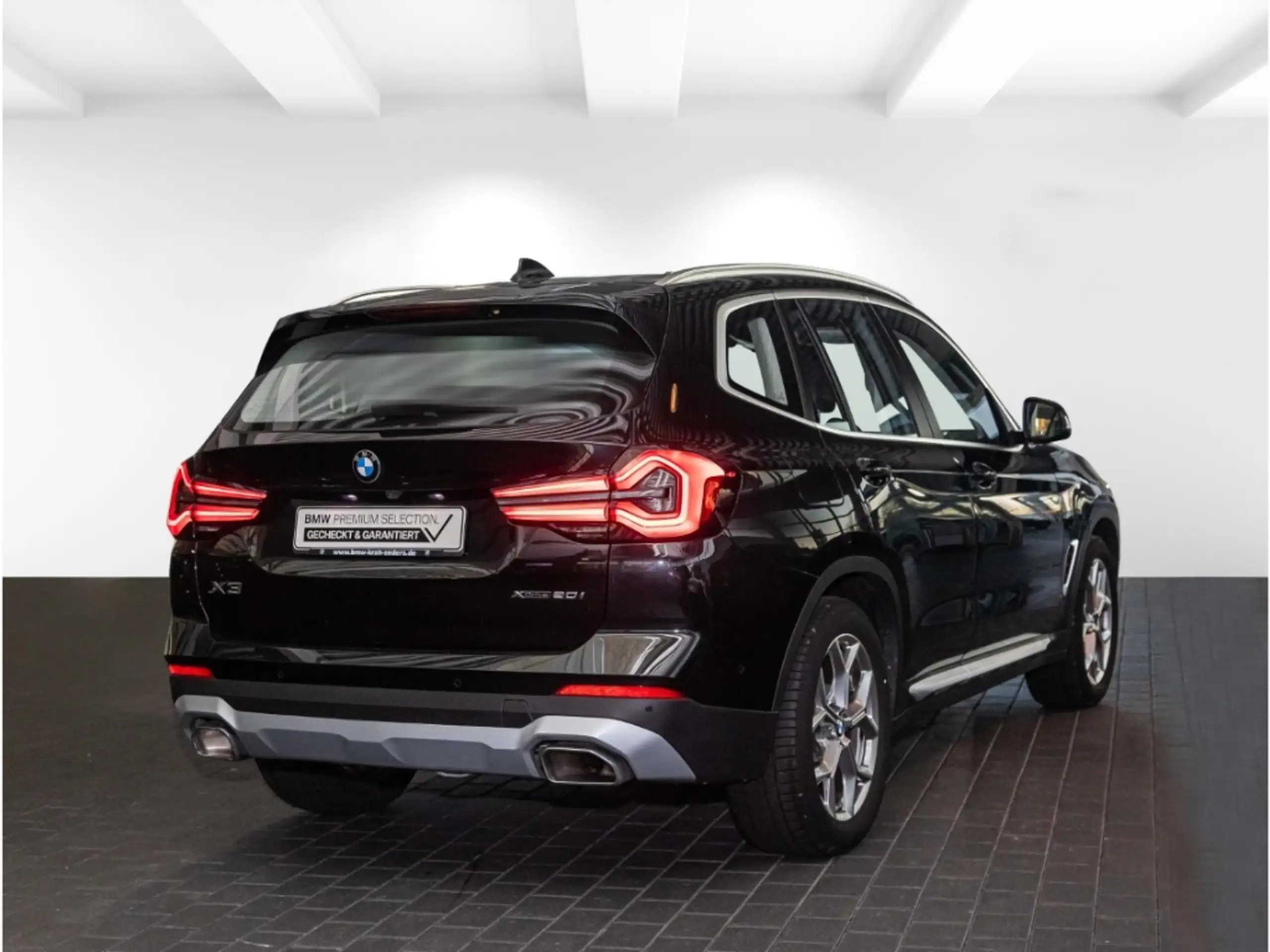 BMW - X3