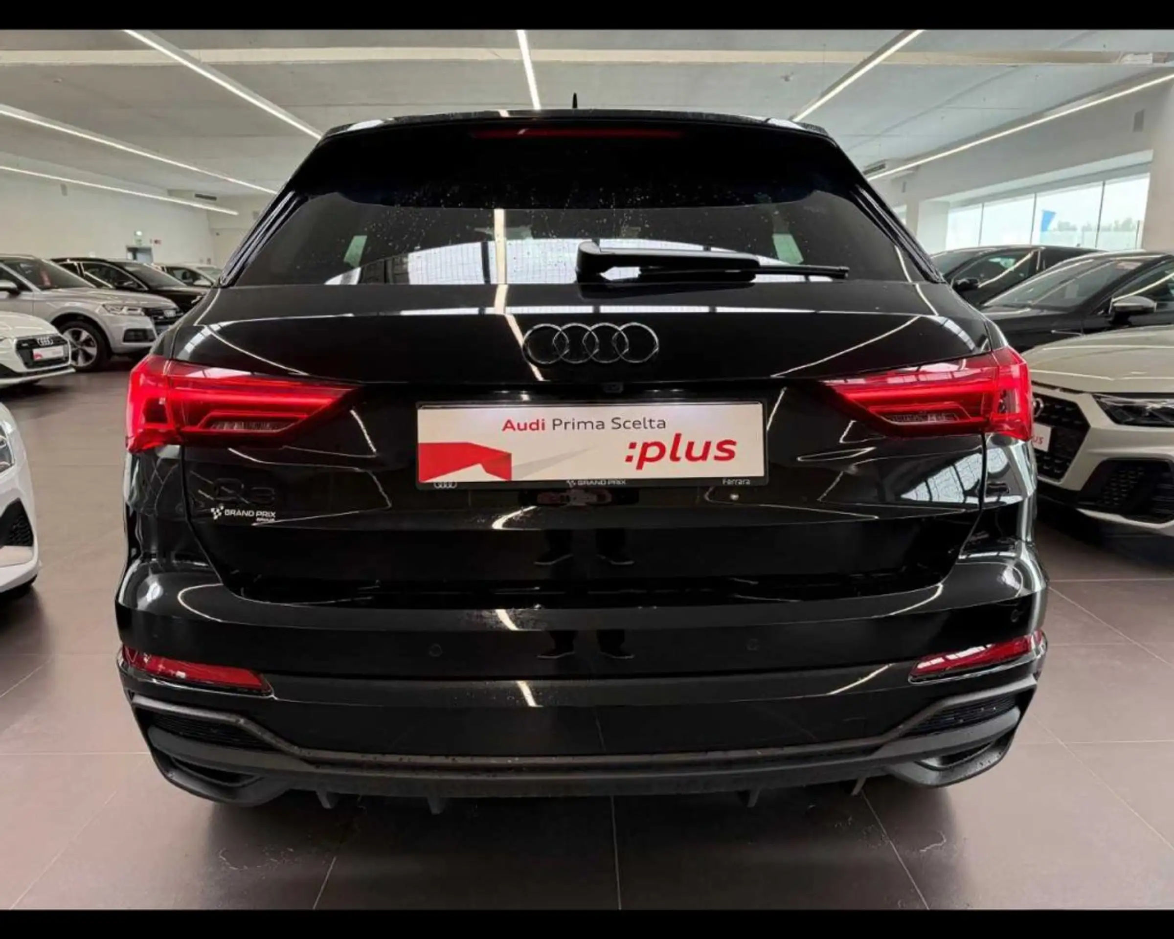 Audi - Q3