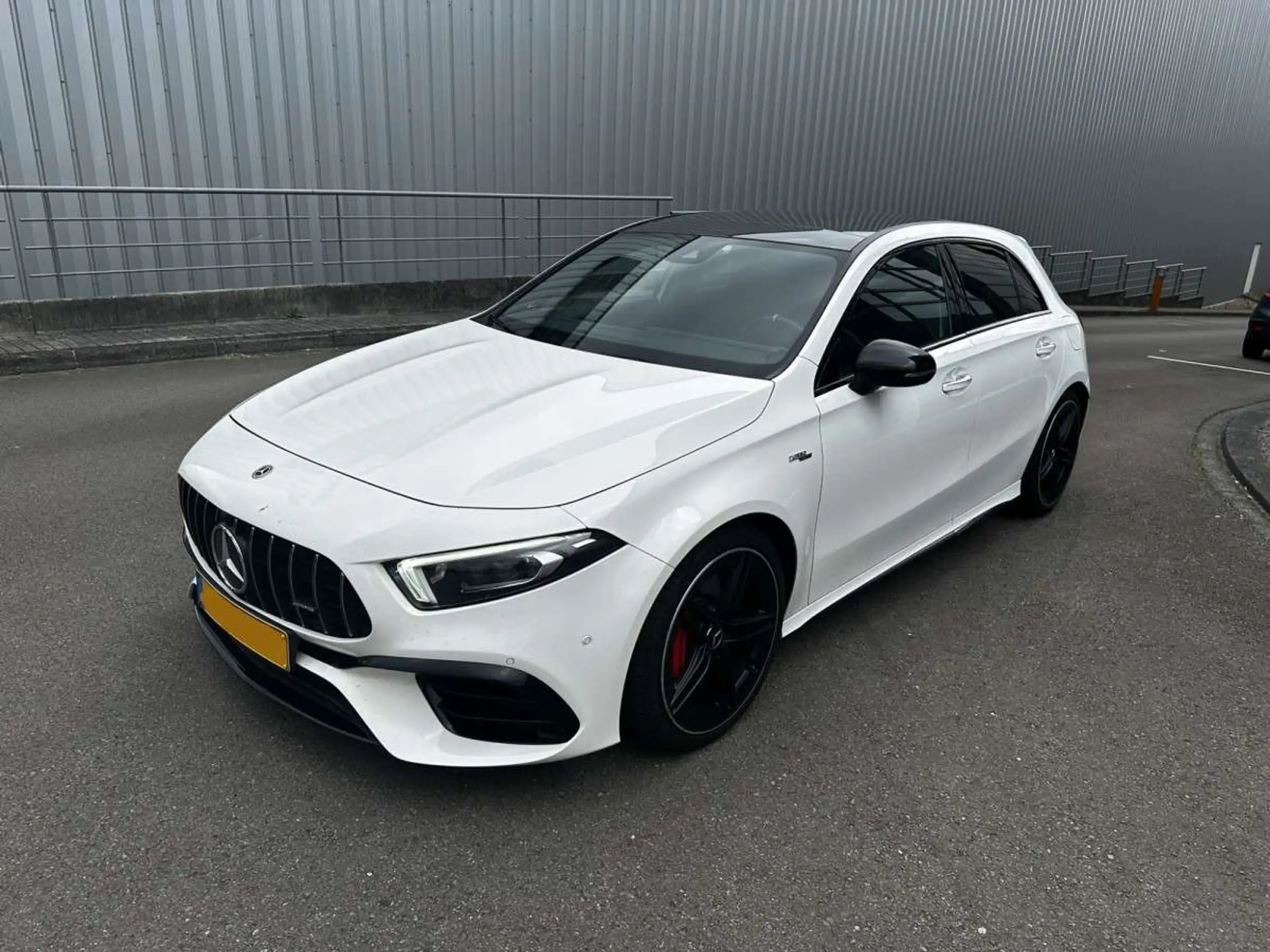 Mercedes-Benz - A 45 AMG