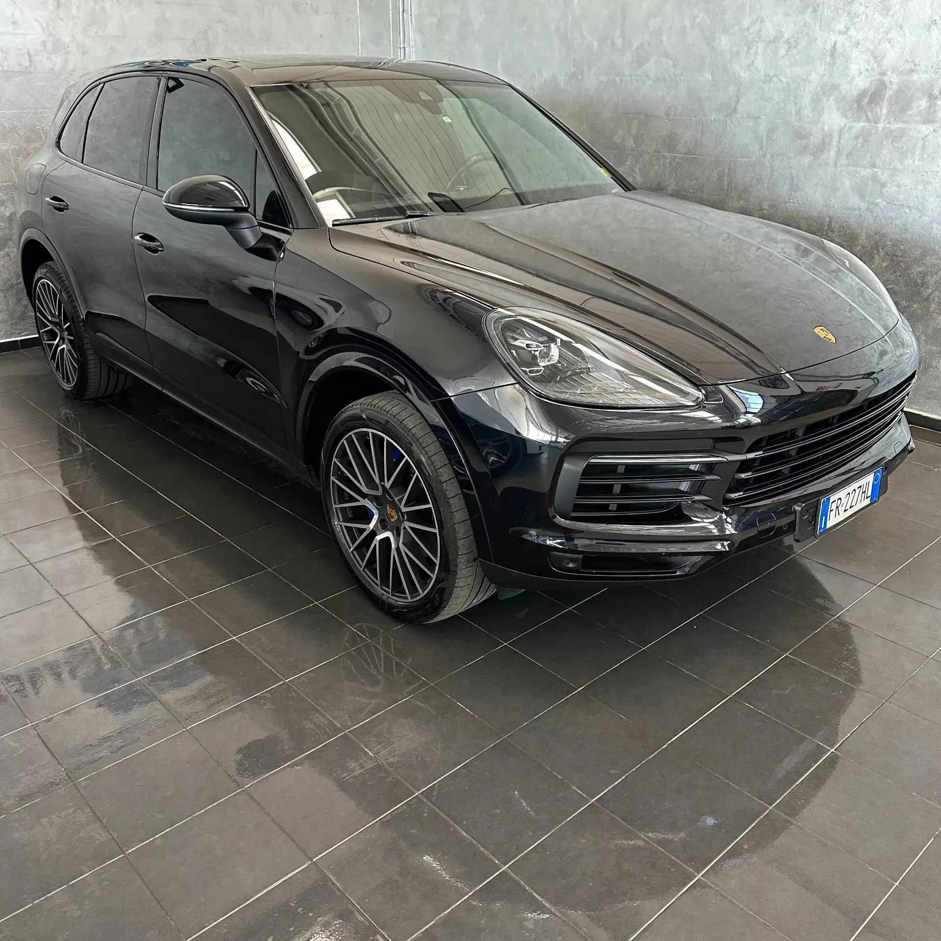 Porsche - Cayenne