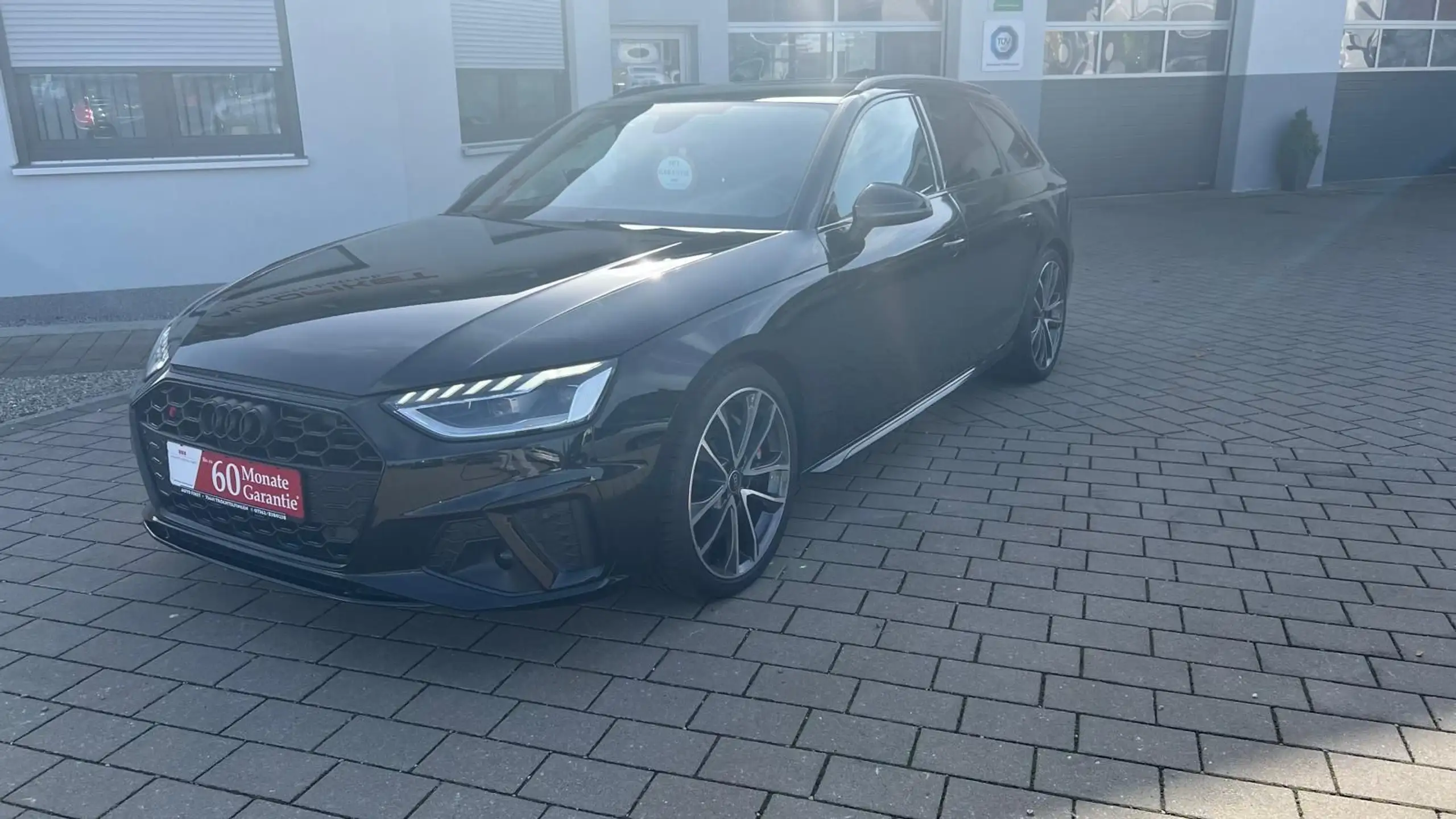 Audi - S4