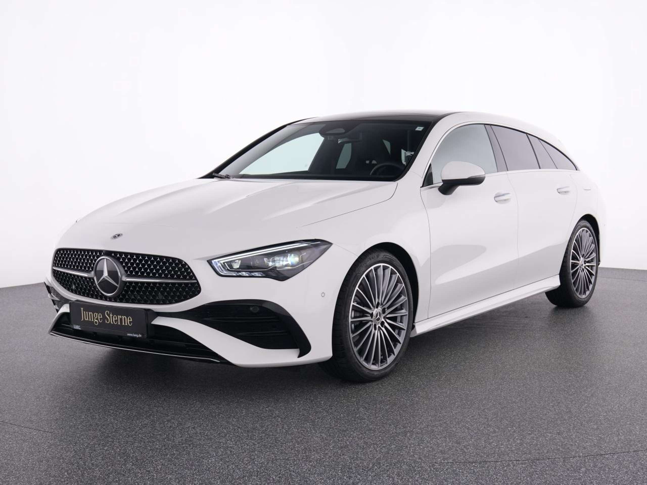 Mercedes-Benz - CLA 220