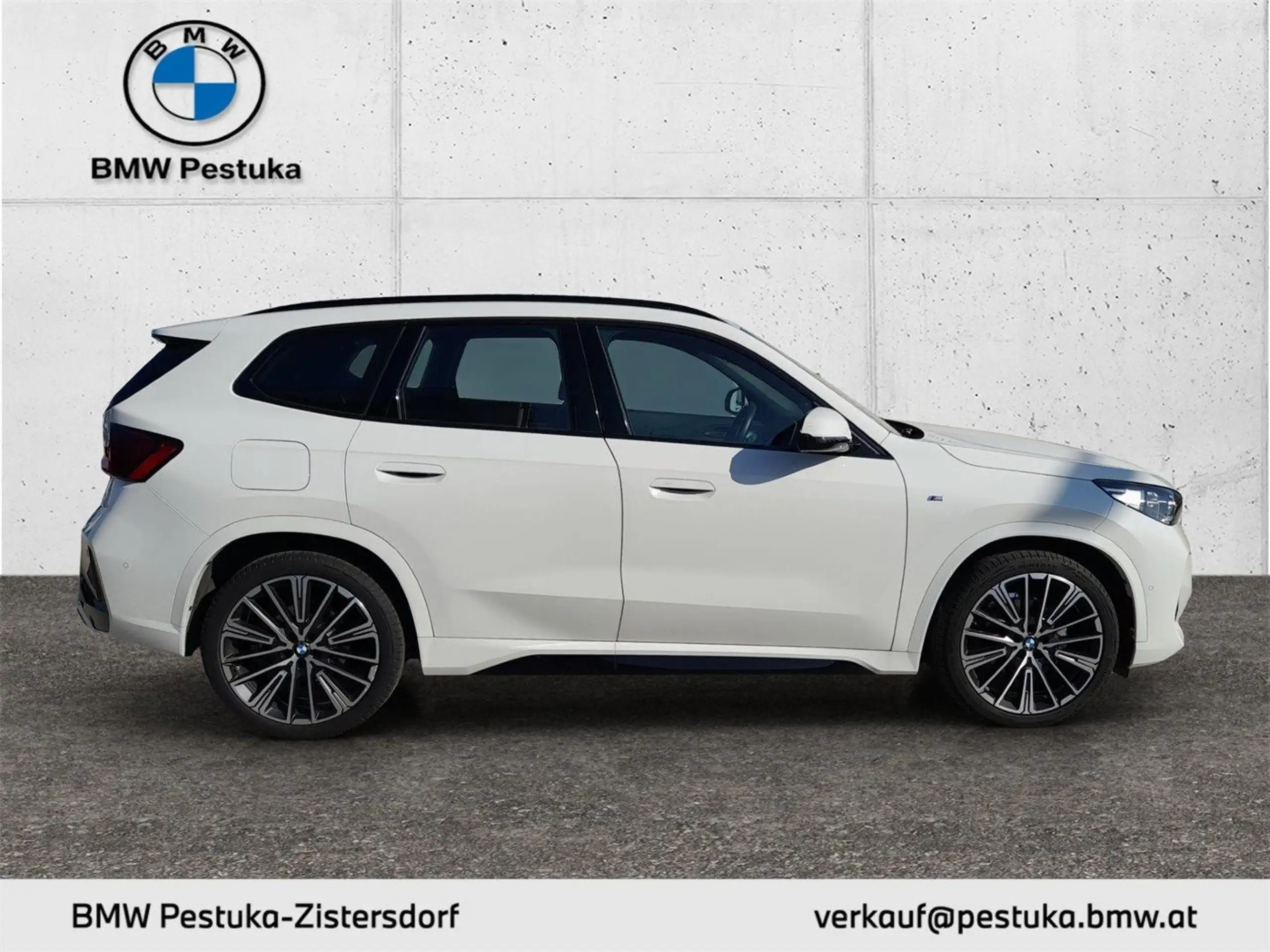 BMW - X1