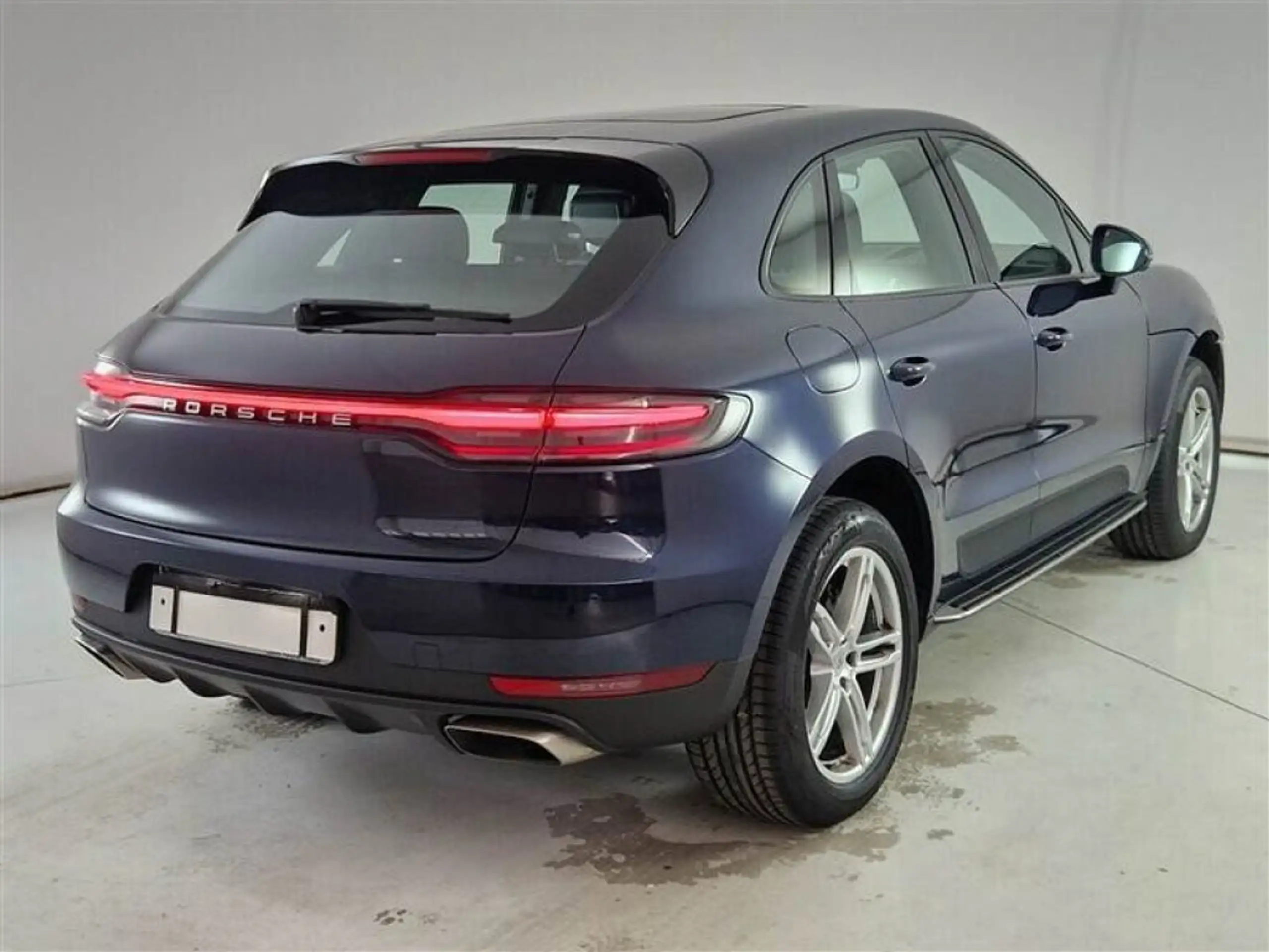 Porsche - Macan