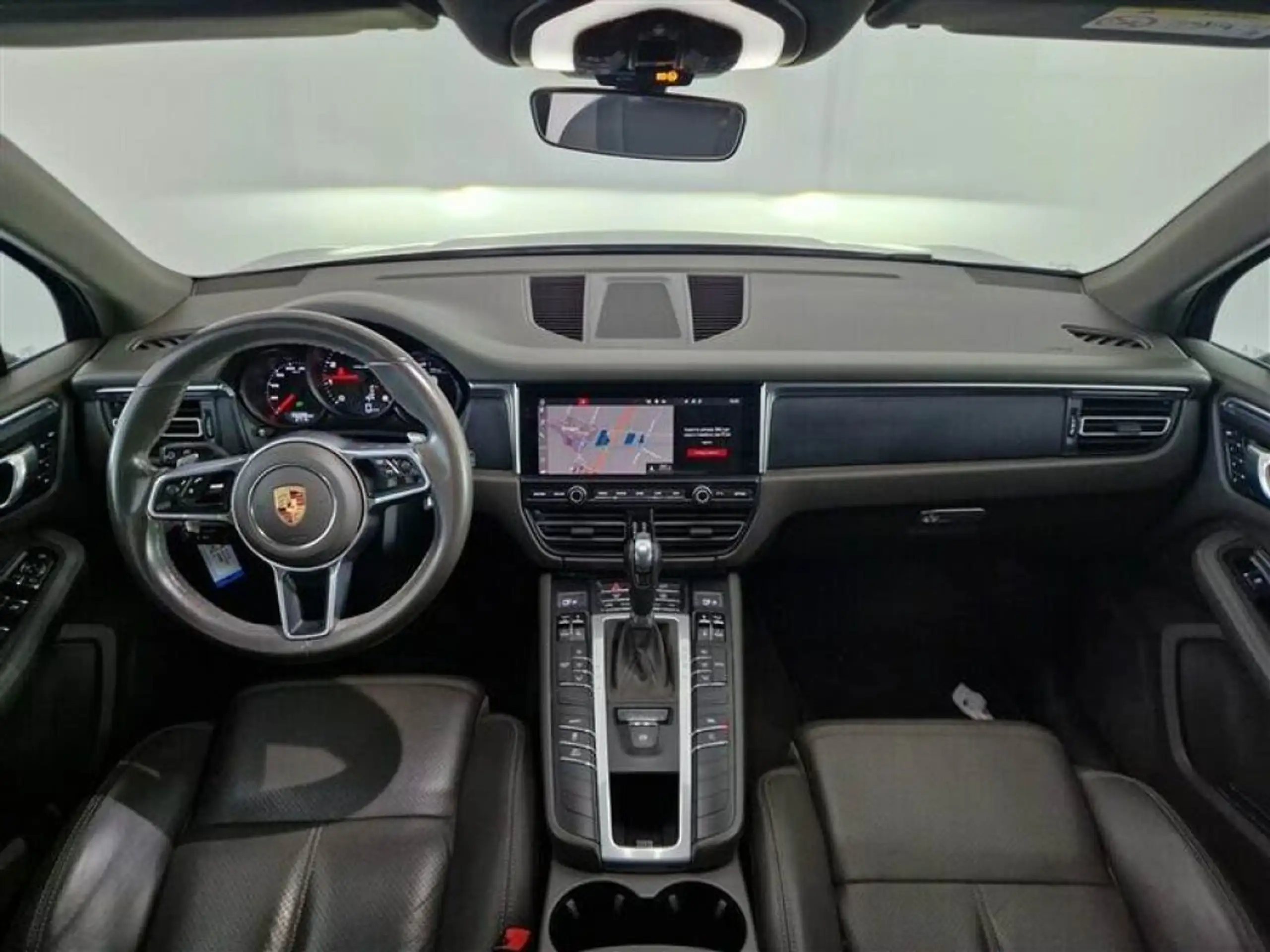 Porsche - Macan