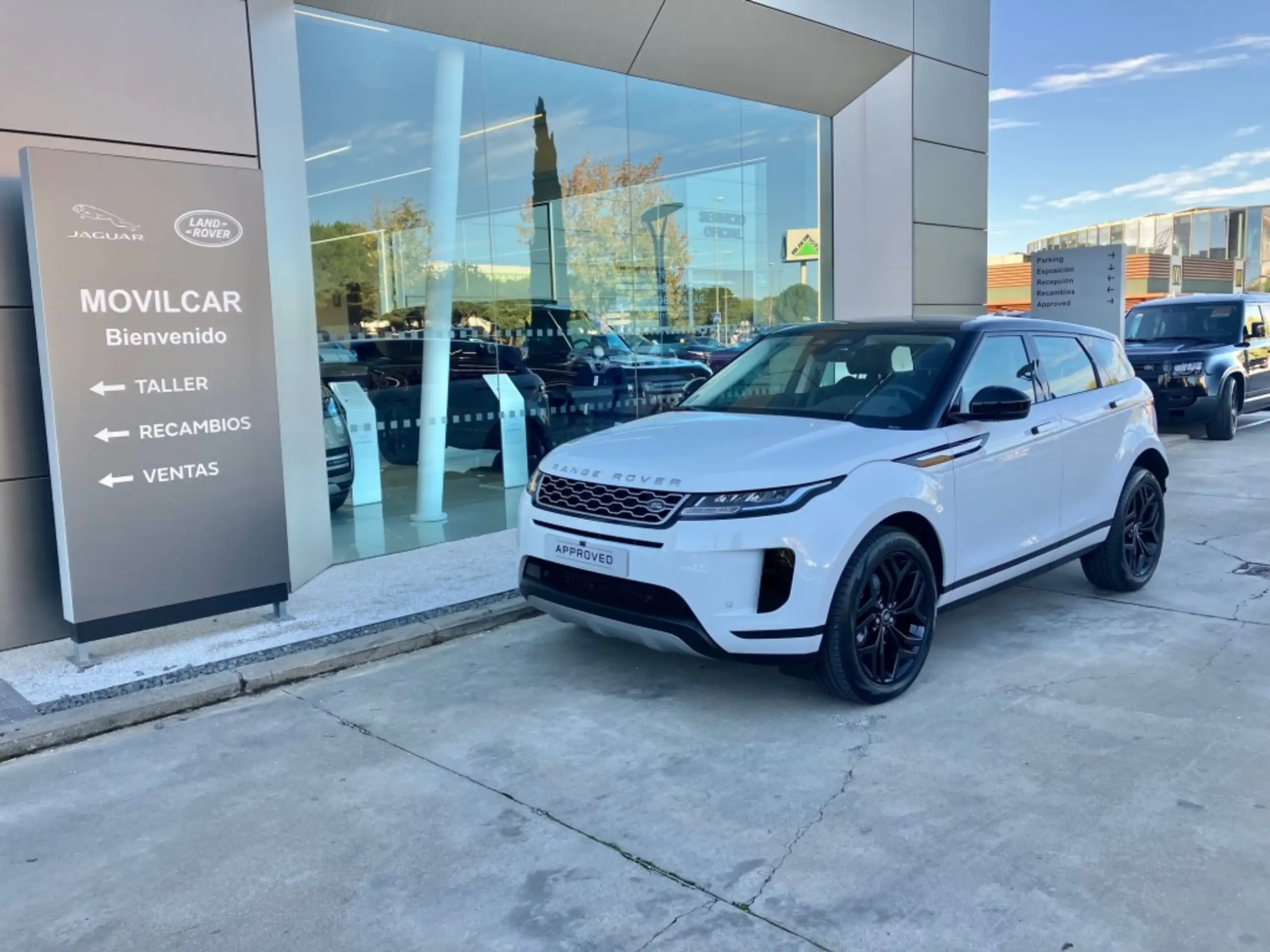 Land Rover - Range Rover Evoque