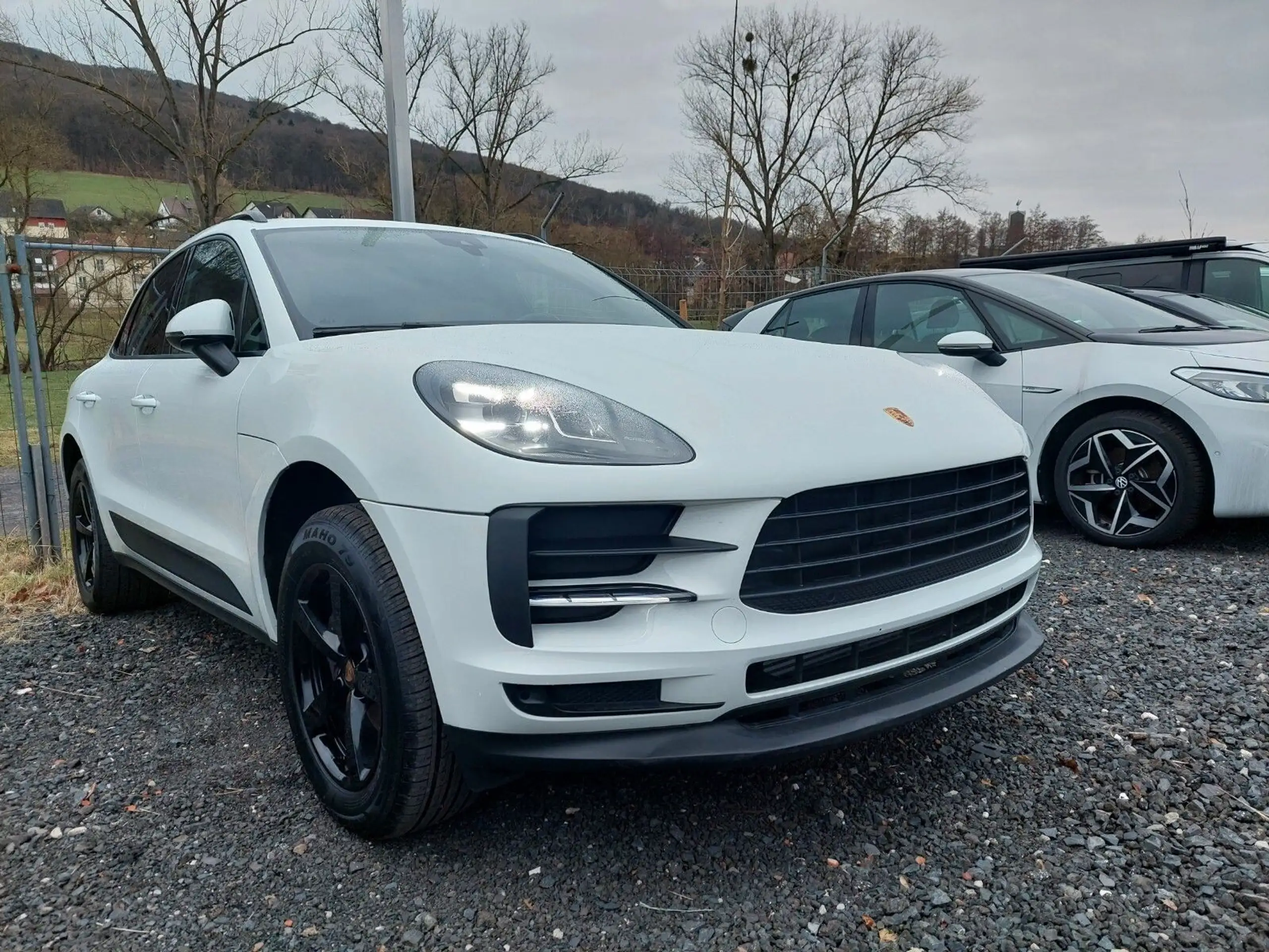 Porsche - Macan