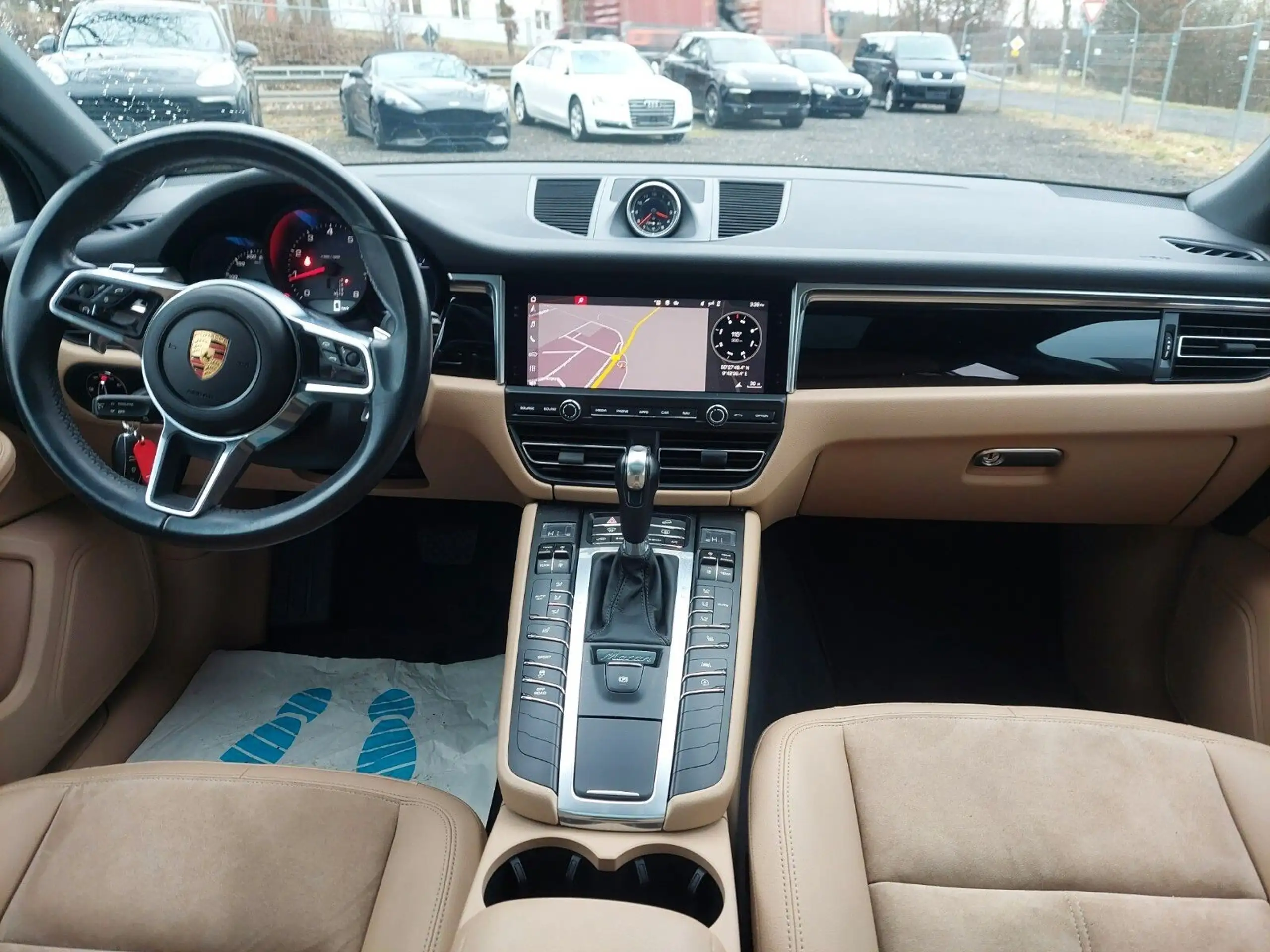 Porsche - Macan