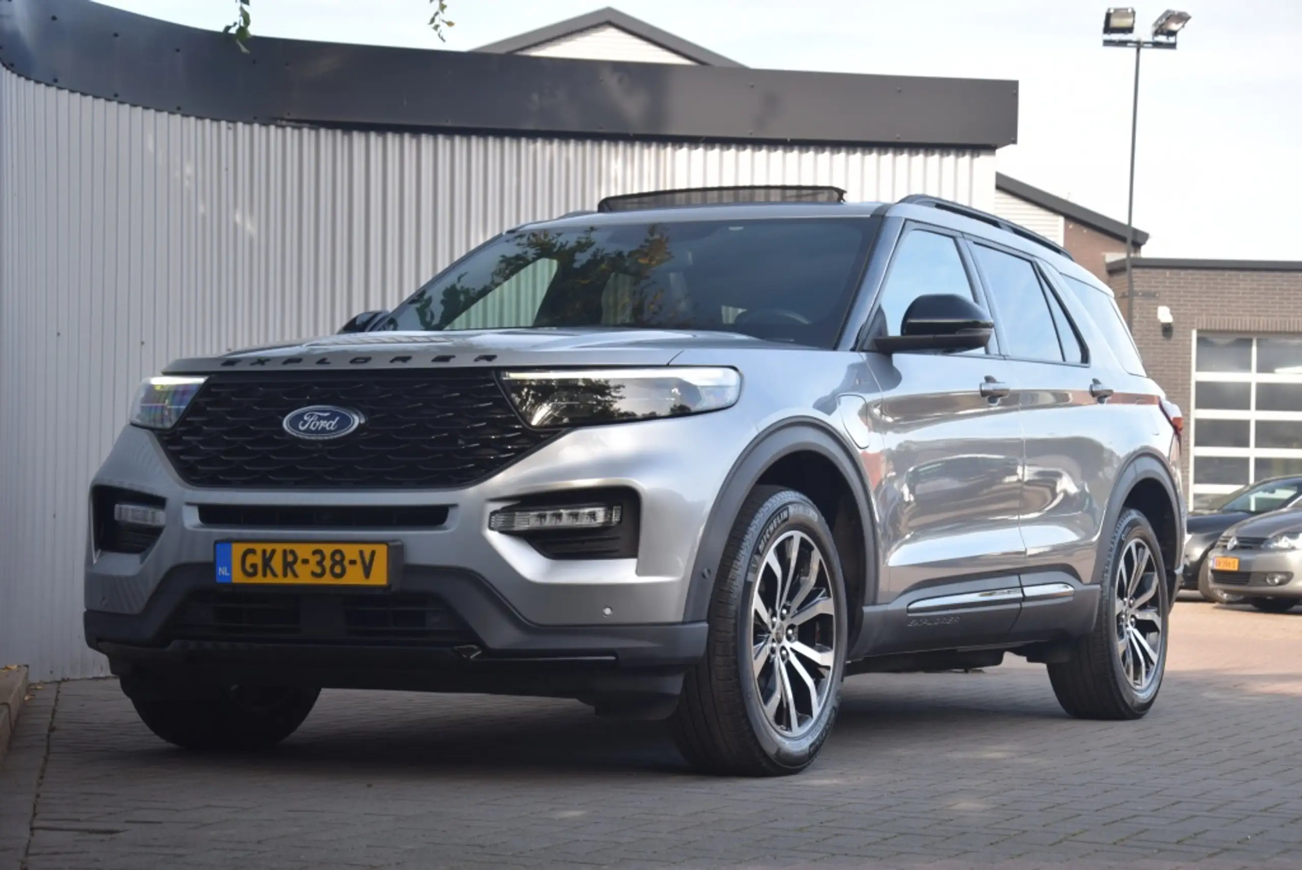 Ford - Explorer