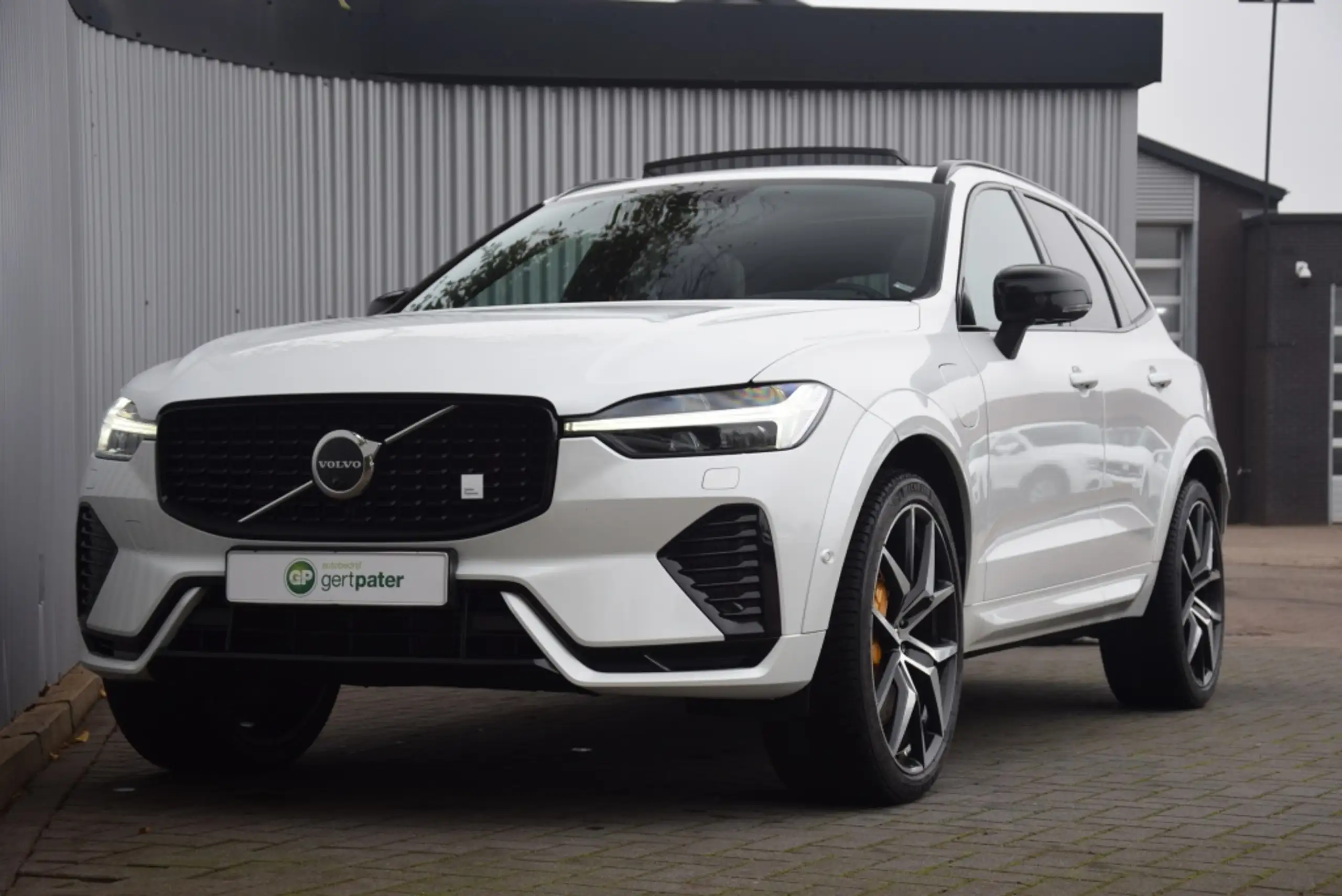 Volvo - XC60