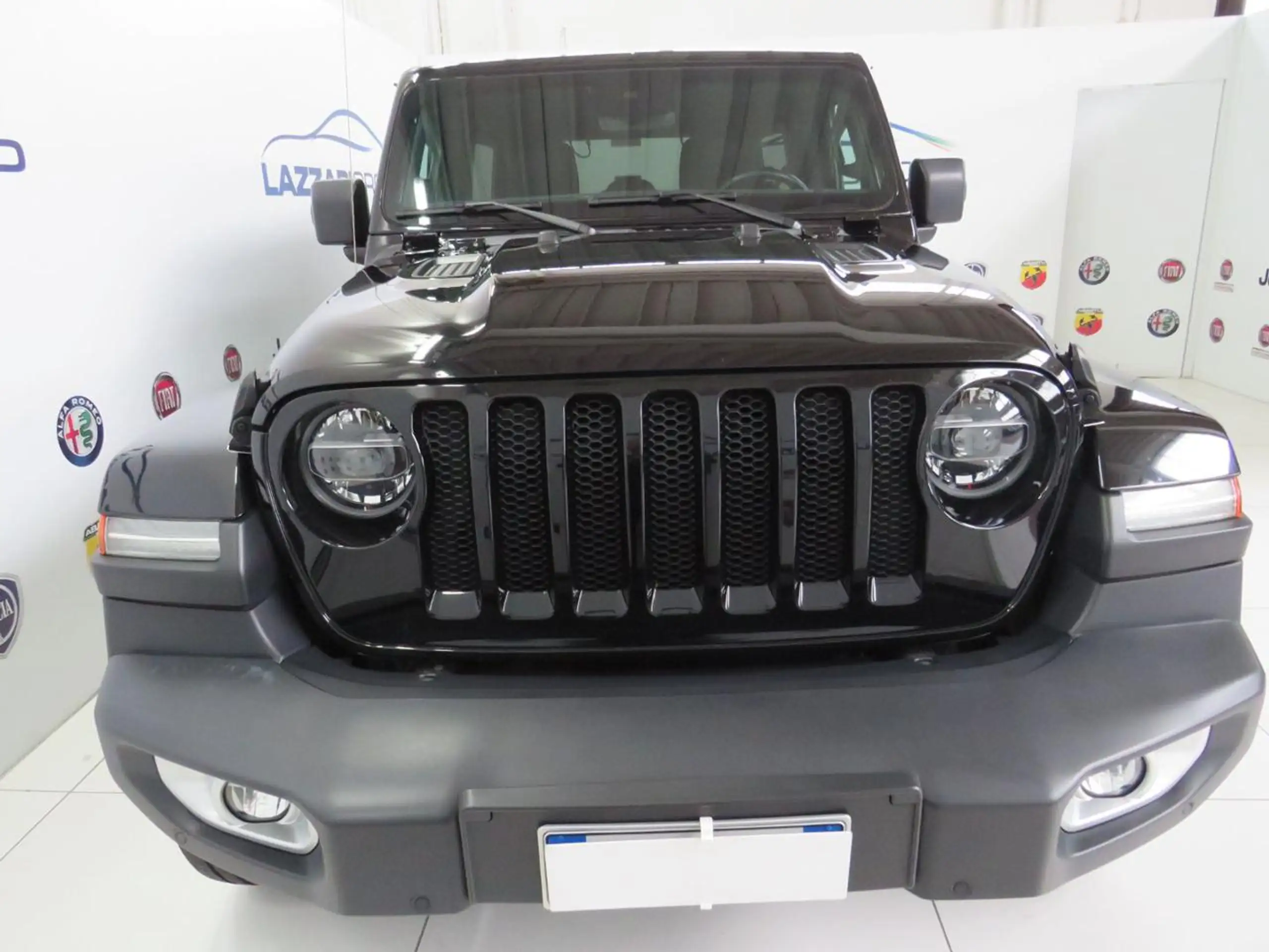 Jeep - Wrangler