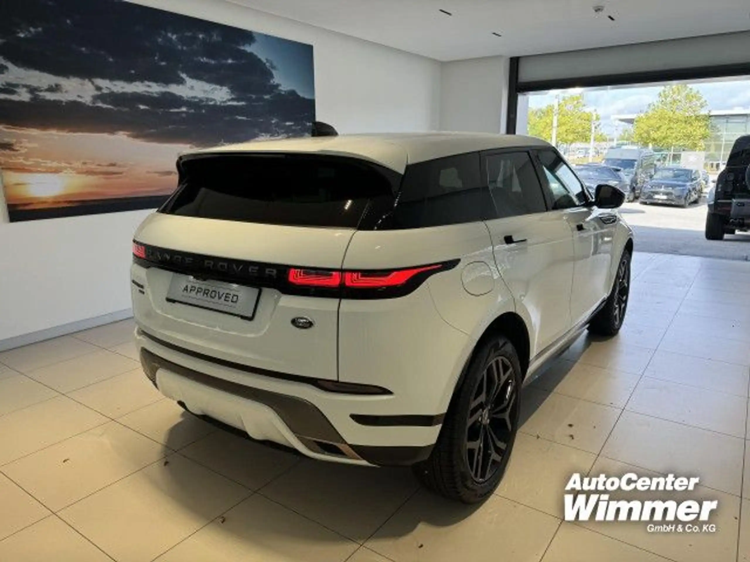 Land Rover - Range Rover Evoque