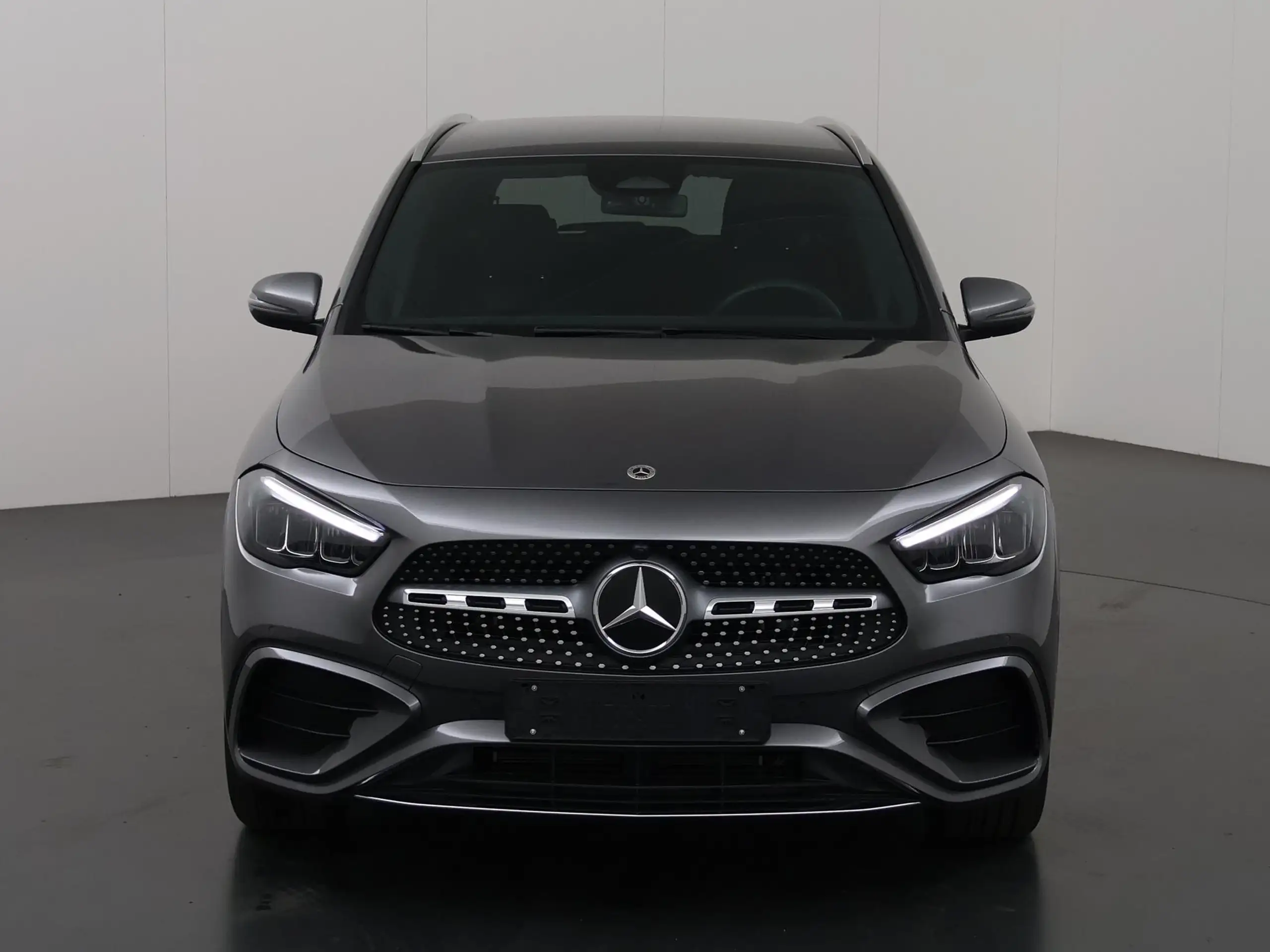 Mercedes-Benz - GLA 250